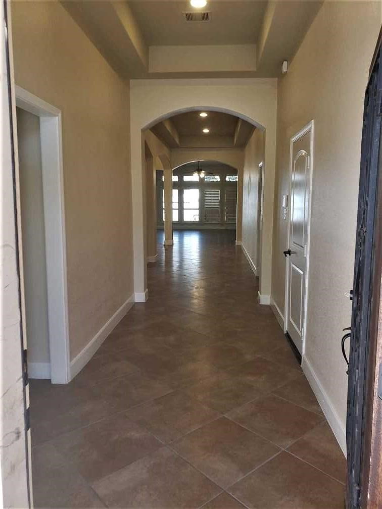 5927 Bristol Path Lane Property Photo 5