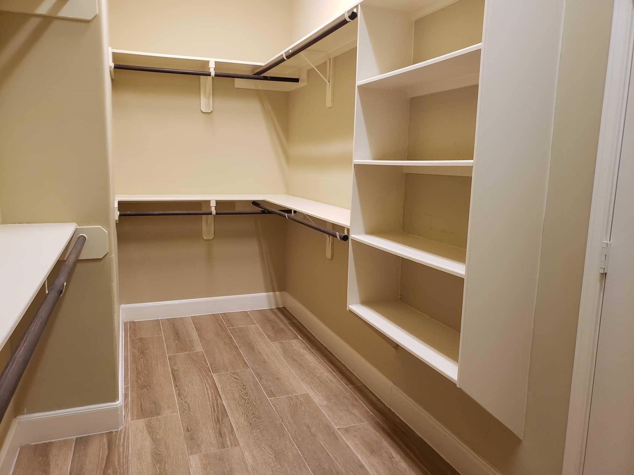 5927 Bristol Path Lane Property Photo 15