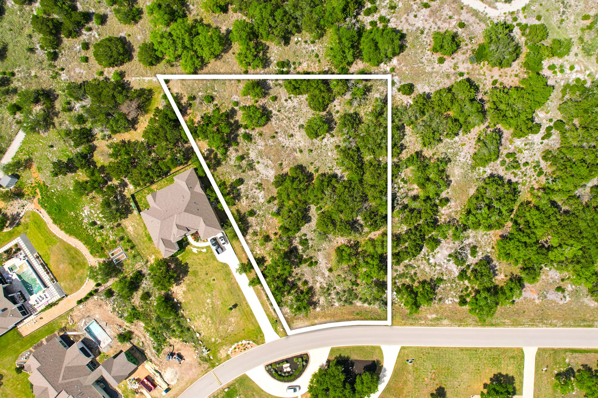 208 Spicewood Trail Drive Property Photo 1