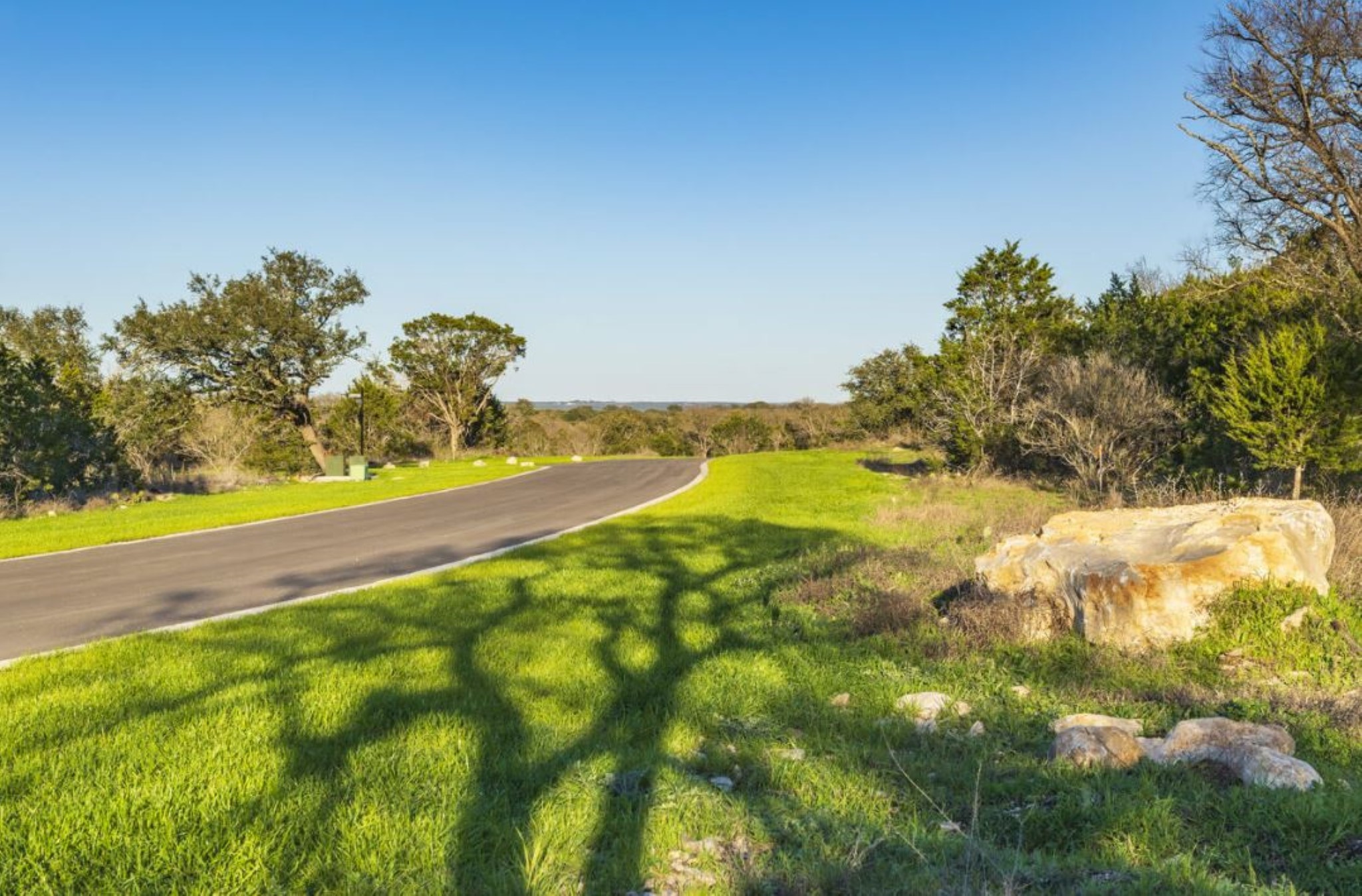 208 Spicewood Trail Drive Property Photo 8