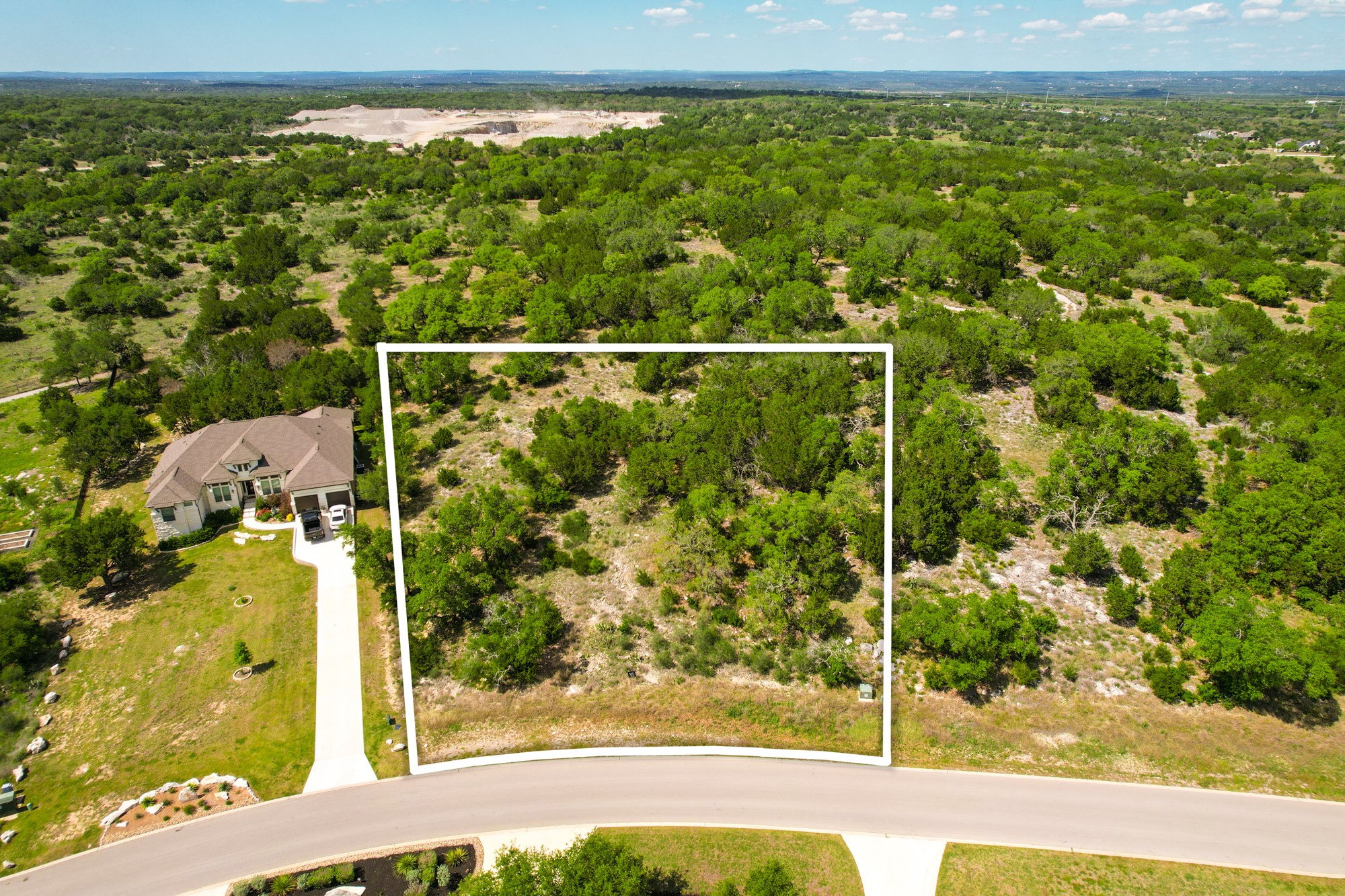 208 Spicewood Trail Drive Property Photo 19