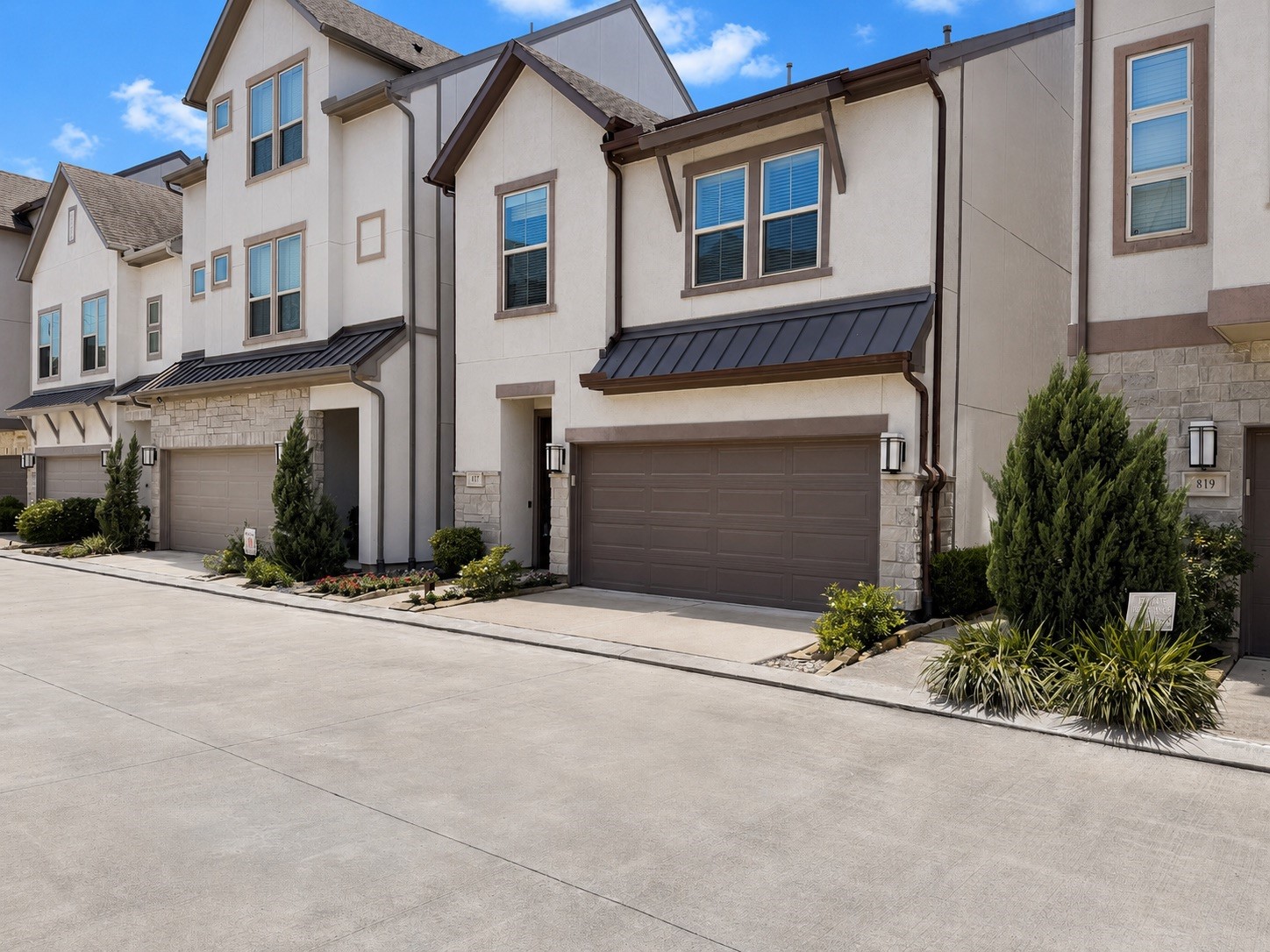 817 Kamano Avenue Property Photo 3