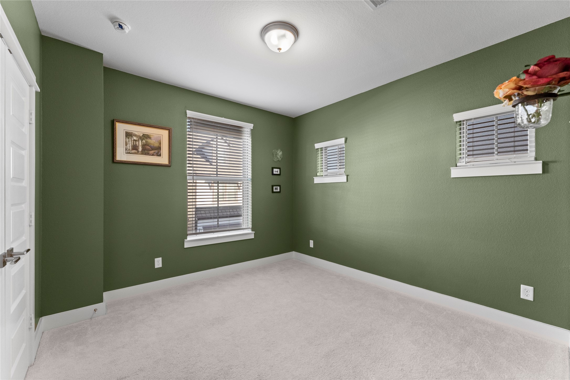 817 Kamano Avenue Property Photo 21