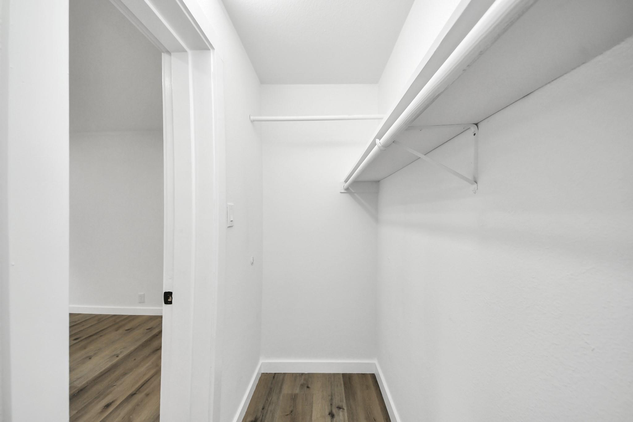11707 Greenglen Drive Property Photo 21