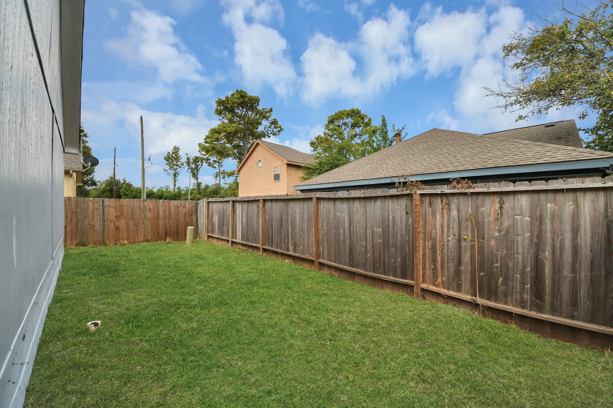 11707 Greenglen Drive Property Photo 36