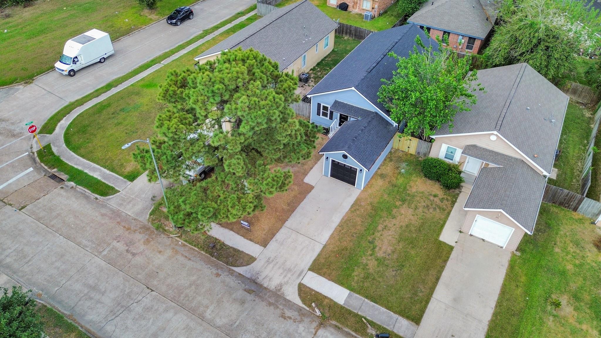 11707 Greenglen Drive Property Photo 37