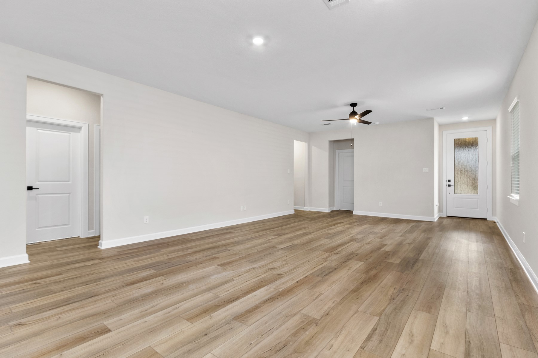 1130 Campside Drive Property Photo 4