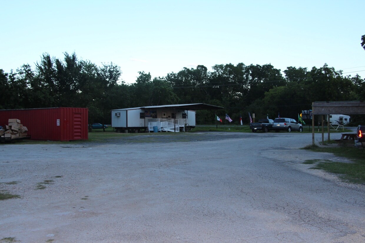 2510 W Cedar Bayou Lynchburg Road Property Photo 16
