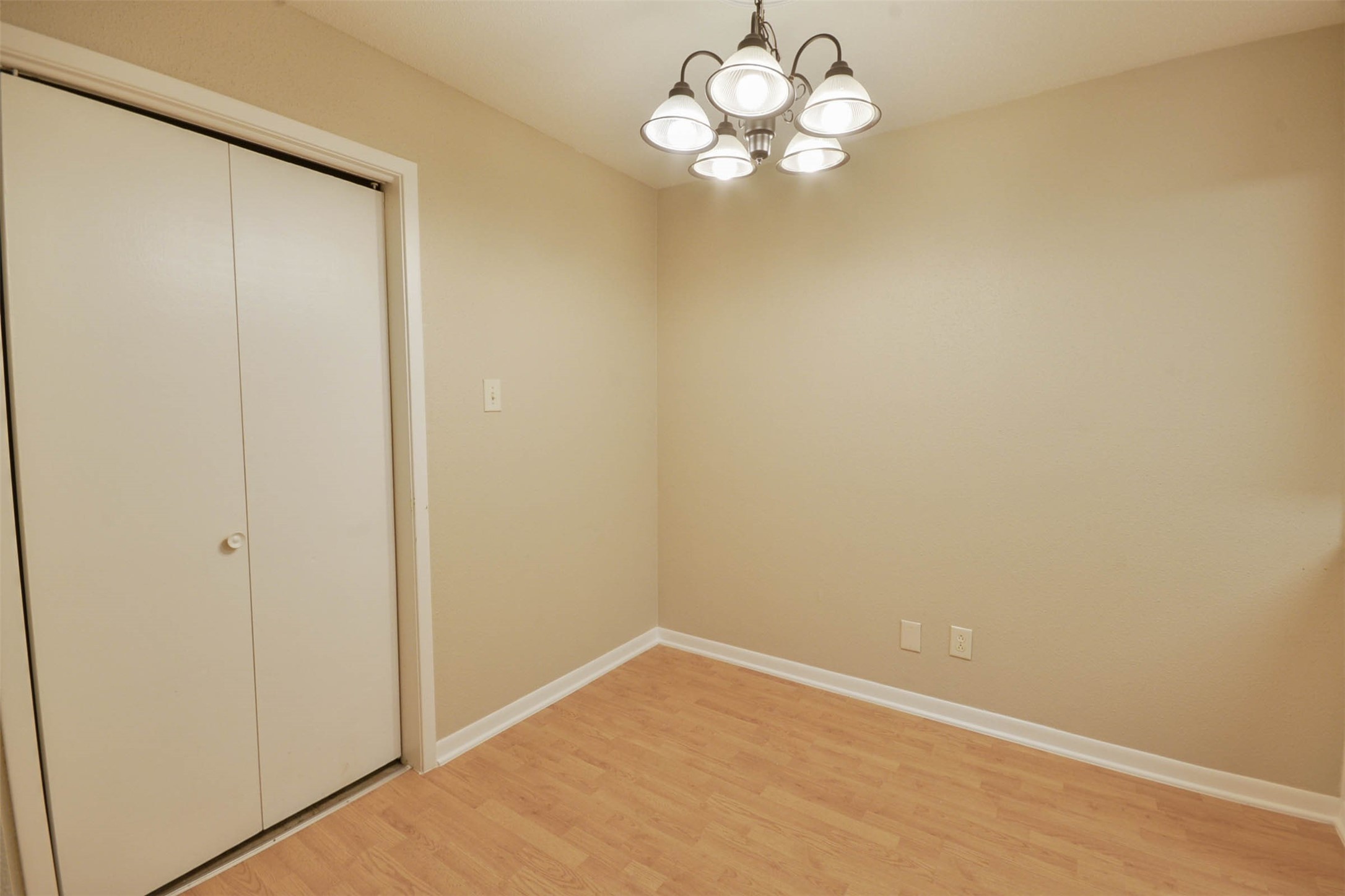 12955 Woodforest Boulevard 14 Property Photo 6