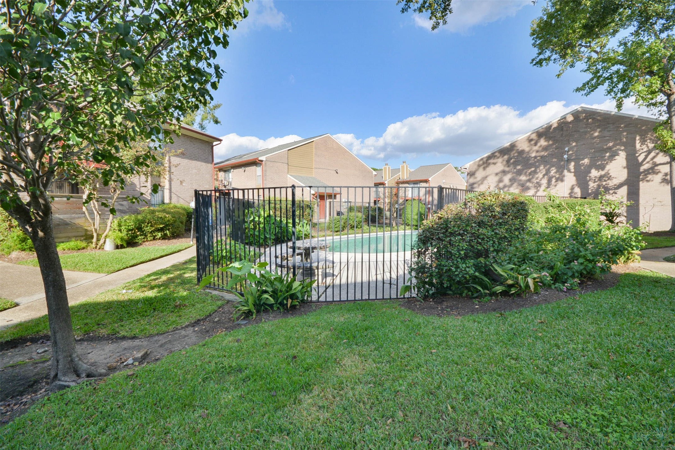 12955 Woodforest Boulevard 14 Property Photo 17