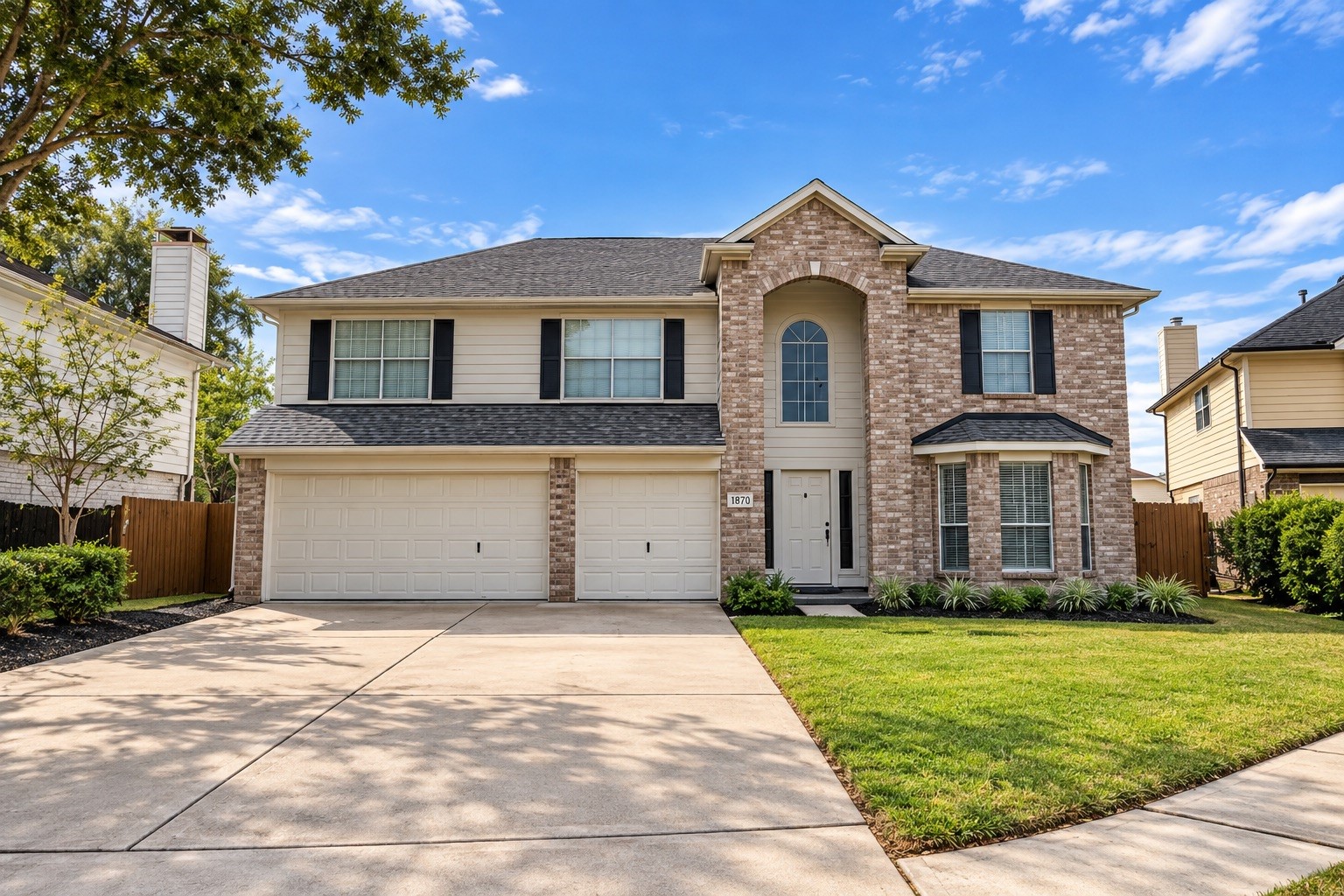 1870 Courtside Place Drive