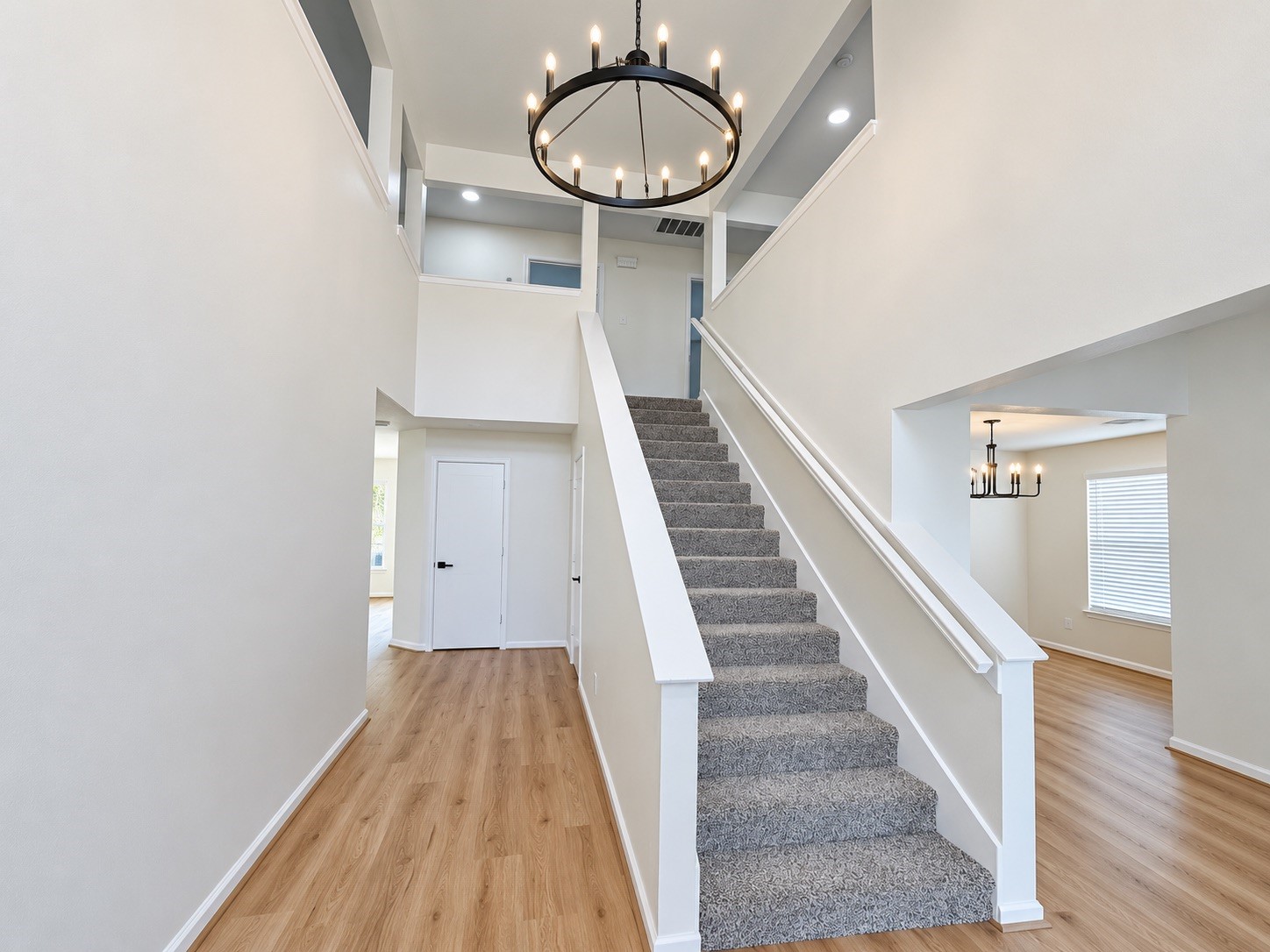 1870 Courtside Place Drive Property Photo 4