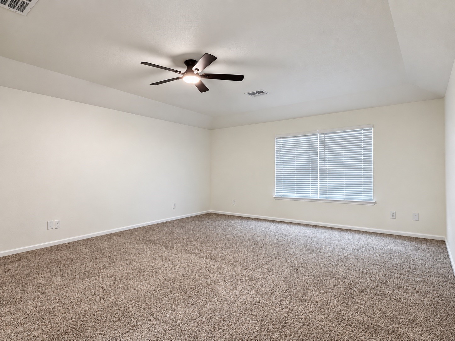 1870 Courtside Place Drive Property Photo 16