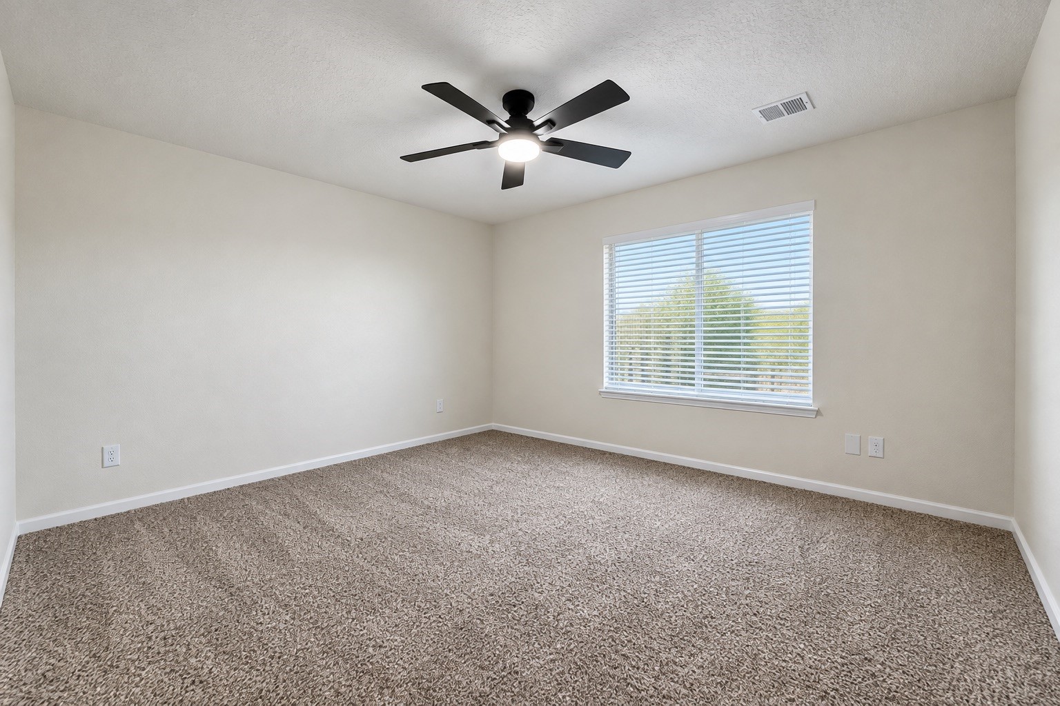 1870 Courtside Place Drive Property Photo 25