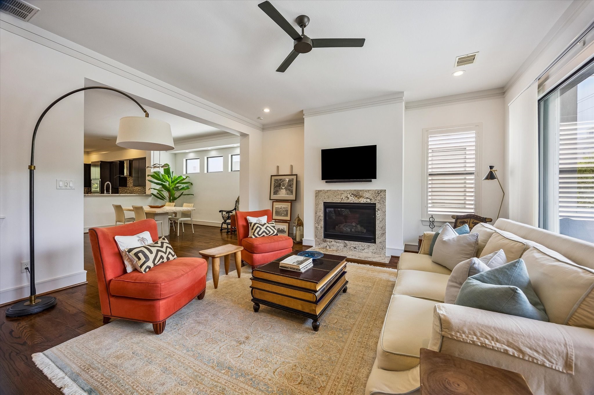 1810 Ridgewood Street Property Photo 7