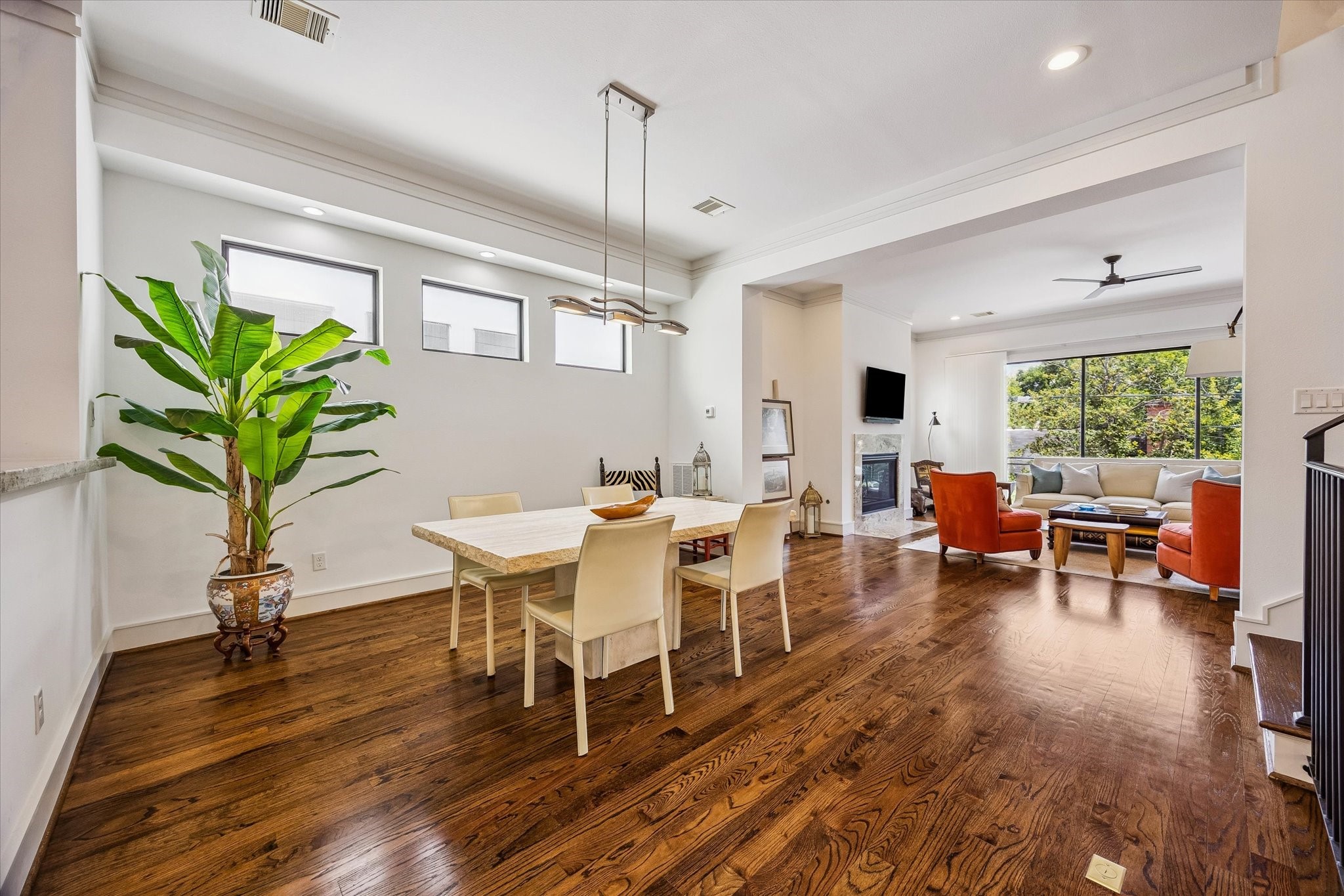 1810 Ridgewood Street Property Photo 8