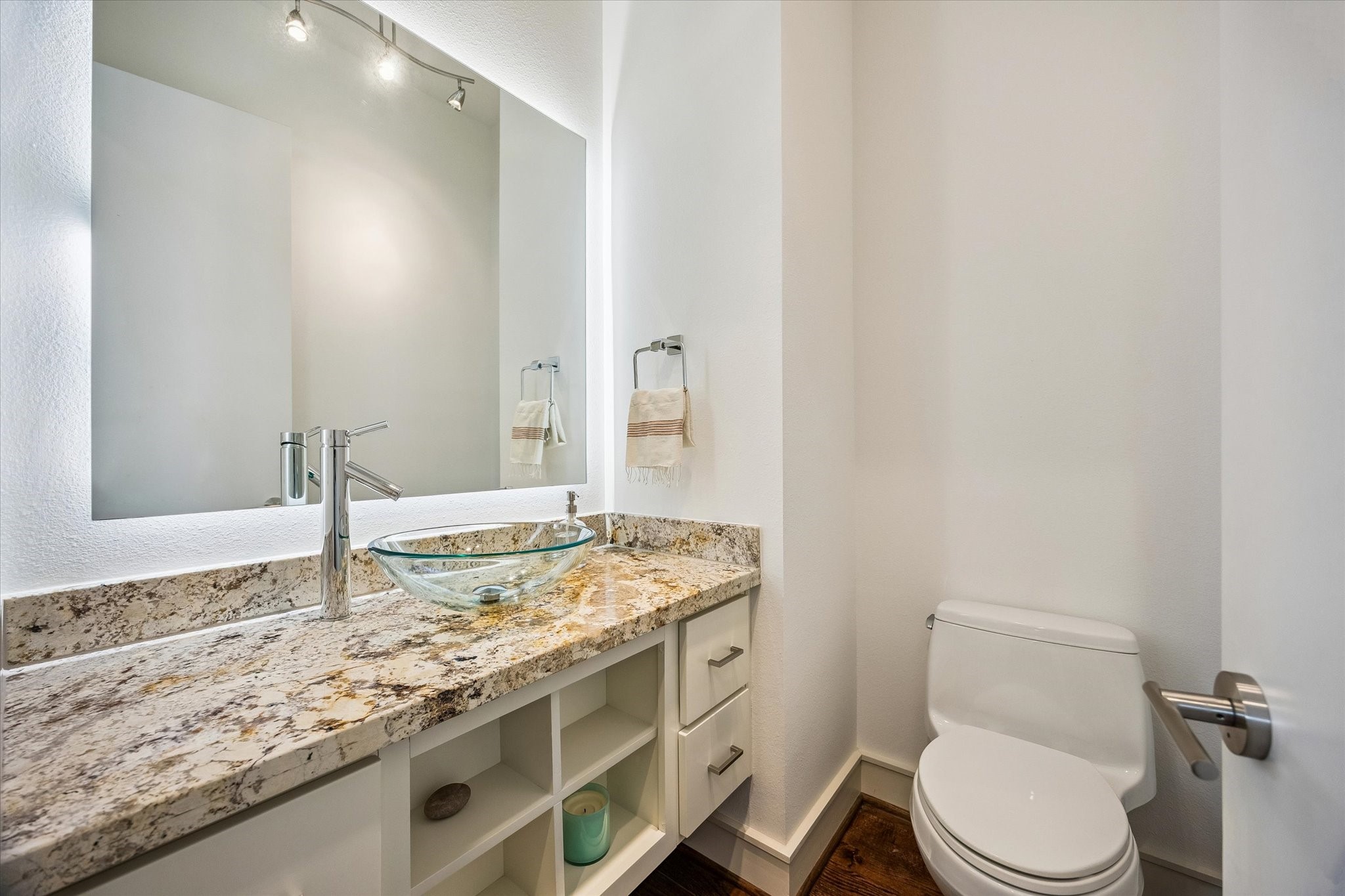 1810 Ridgewood Street Property Photo 14