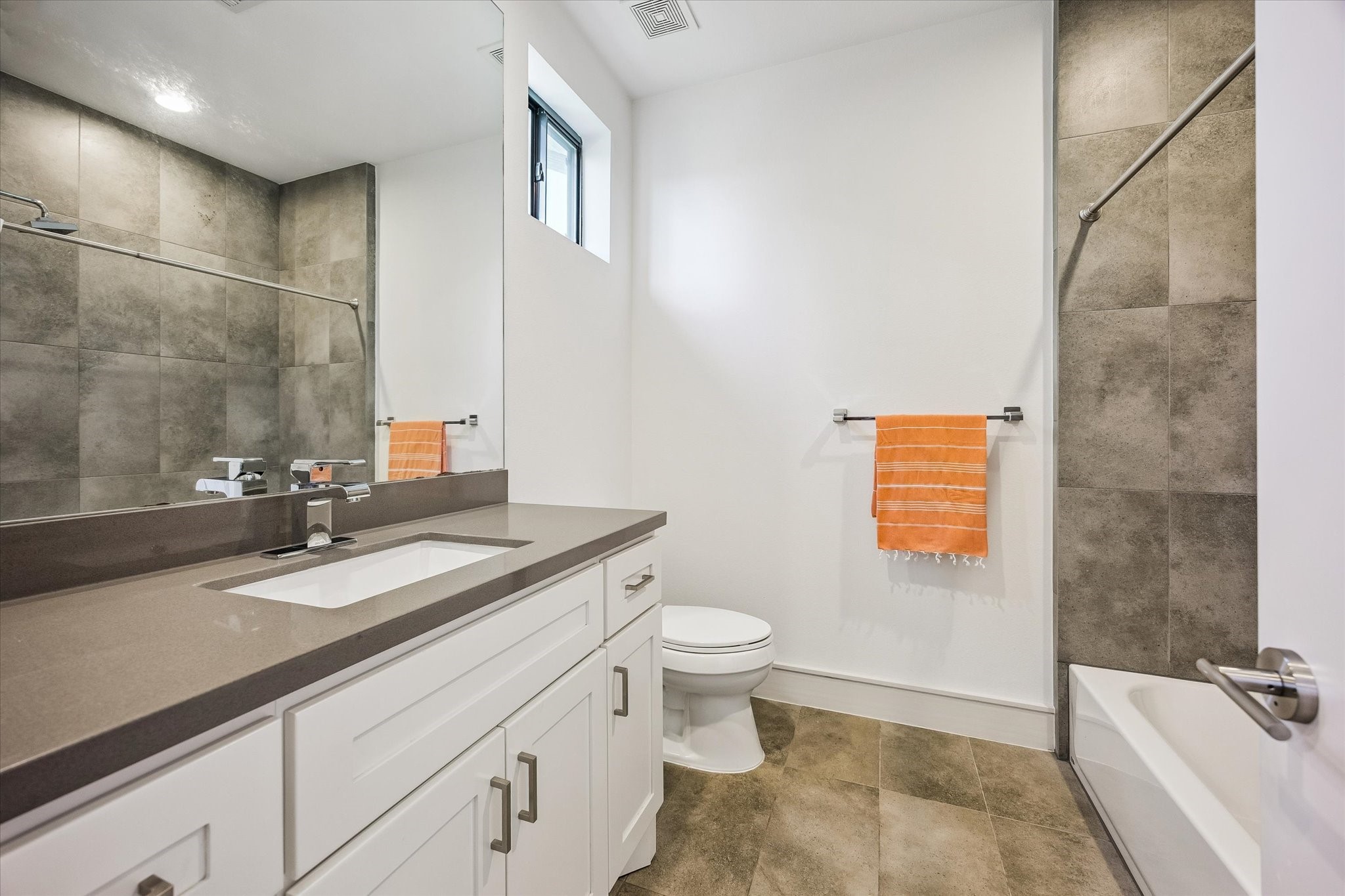 1810 Ridgewood Street Property Photo 22