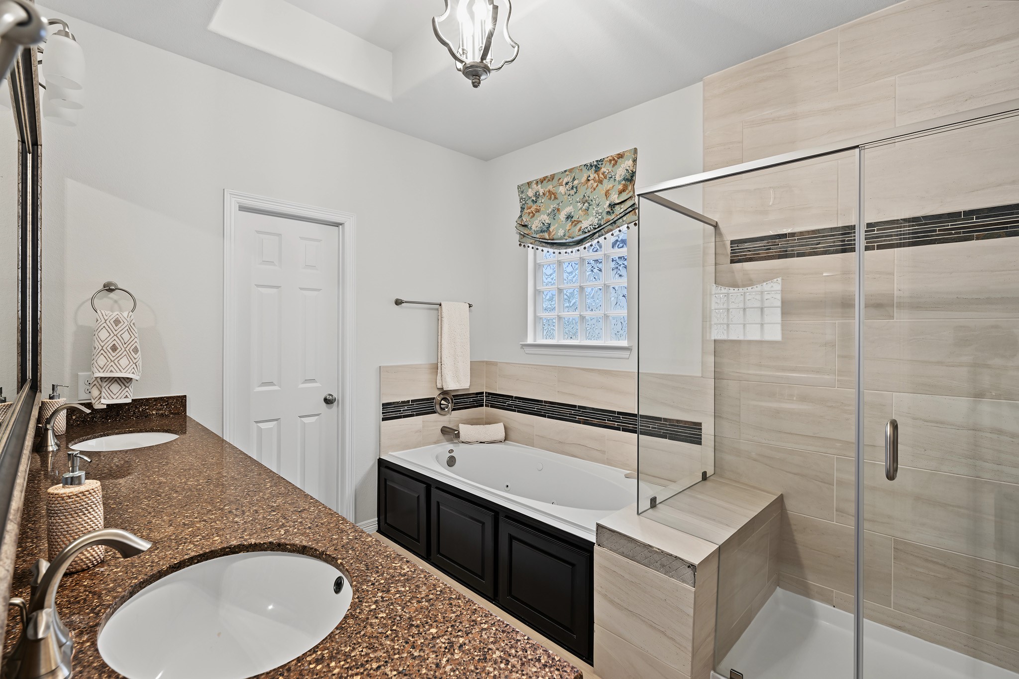 2713 Shadybrook Meadow Drive Property Photo 16