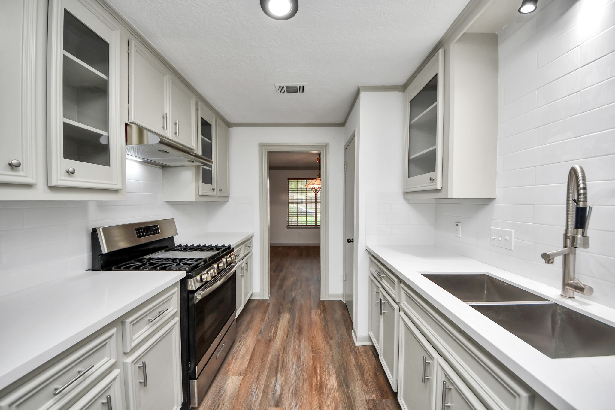 16011 Sierra Grande Drive Property Photo 11