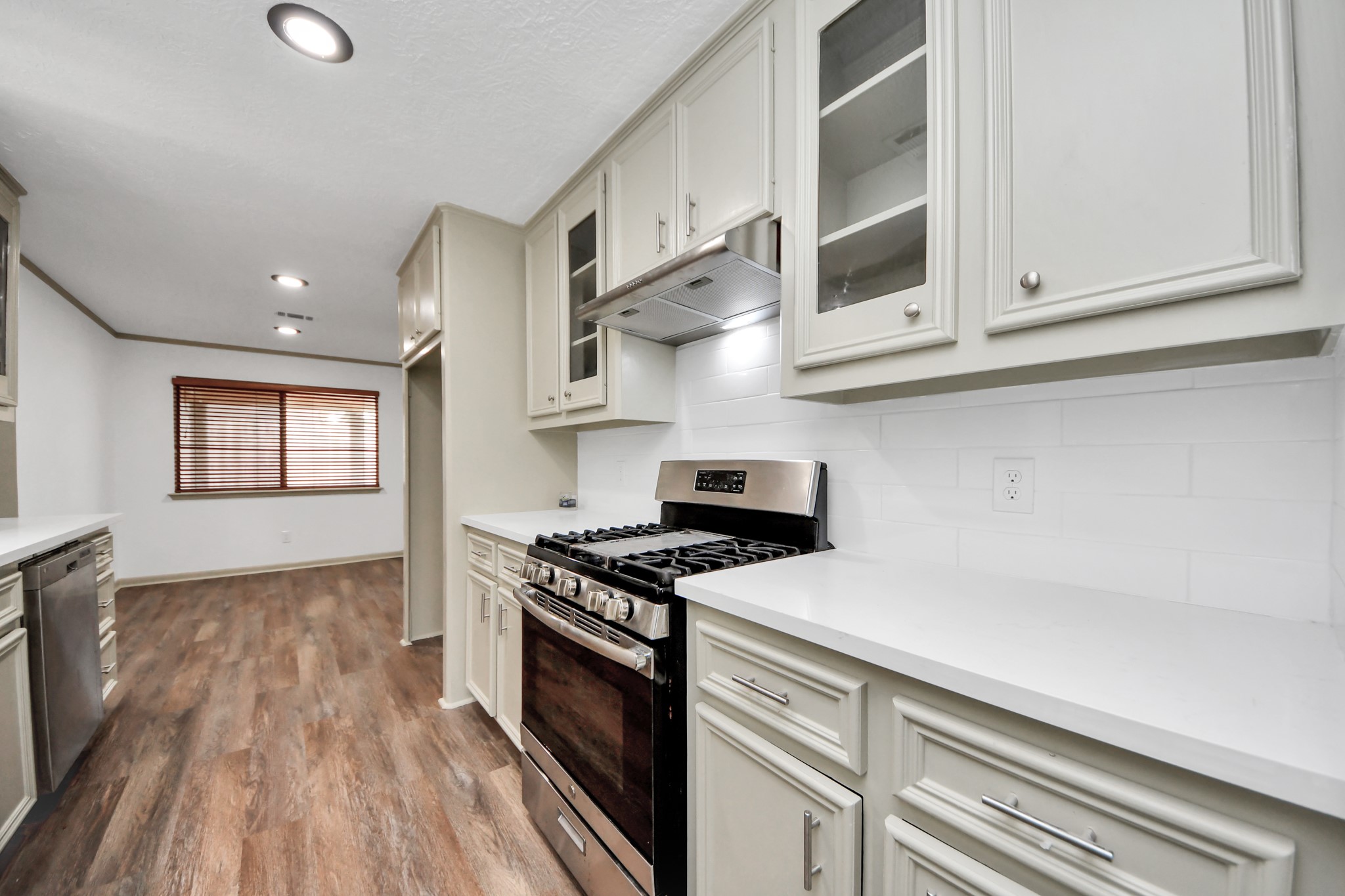 16011 Sierra Grande Drive Property Photo 16