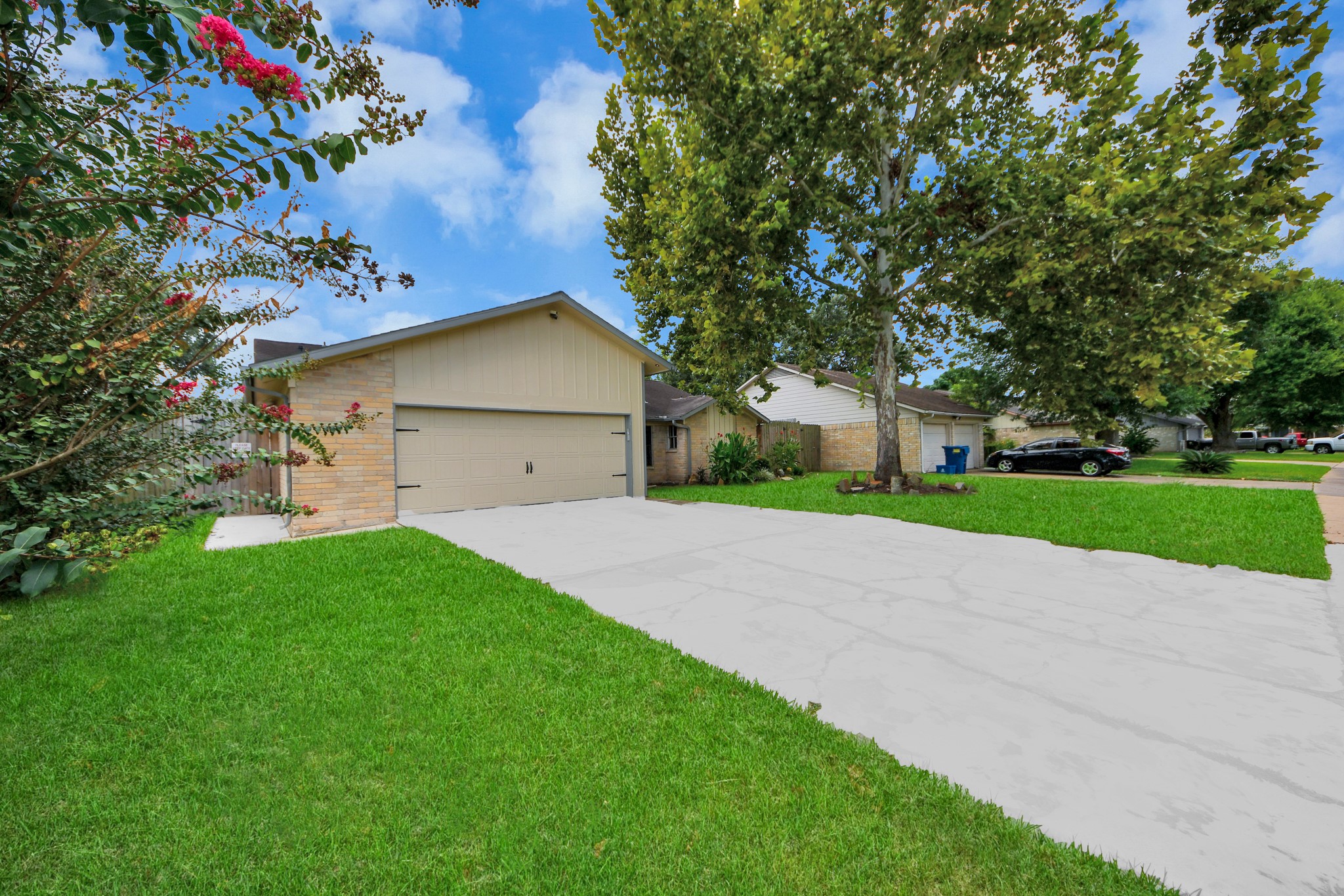 16011 Sierra Grande Drive Property Photo 30