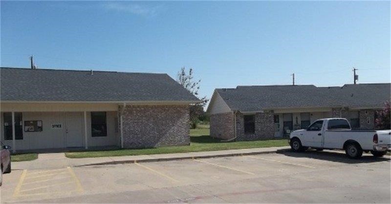 401 Bicentennial Property Photo 4