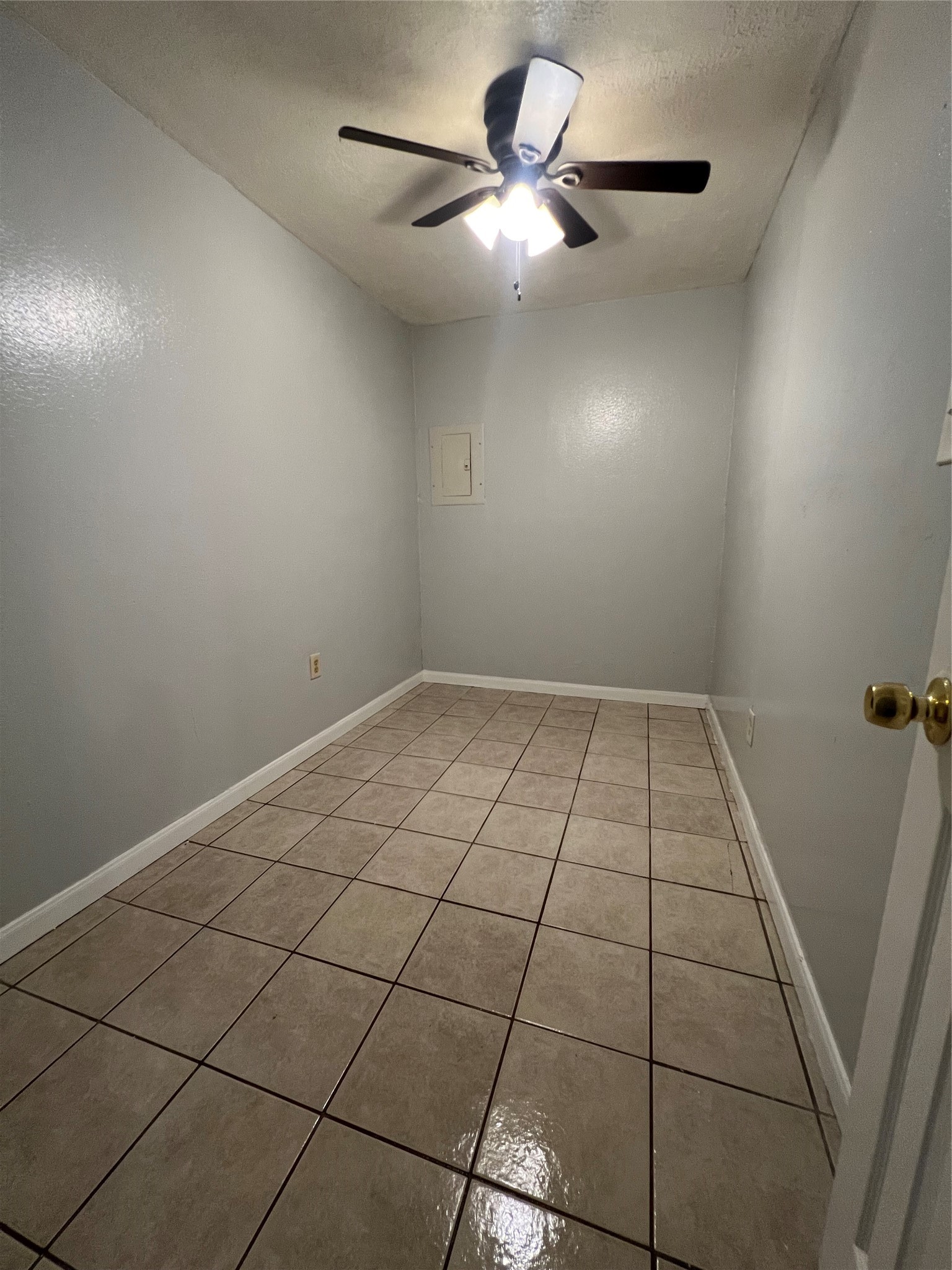 7518 Morley Street C Property Photo 6