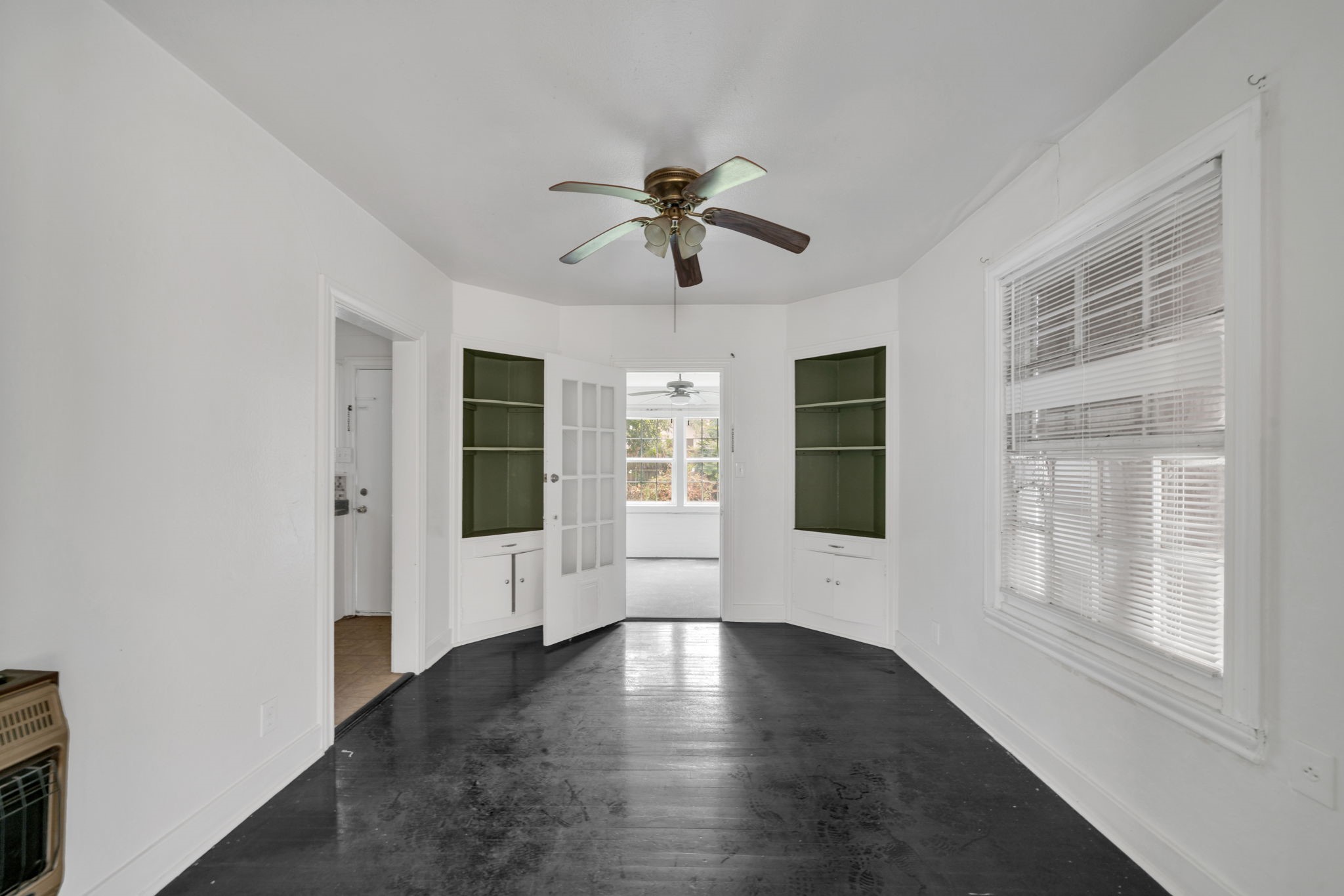 1947 Richmond Avenue A Property Photo 7