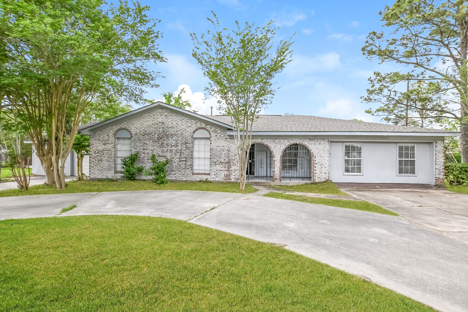 2811 26th Street Property Photo 1