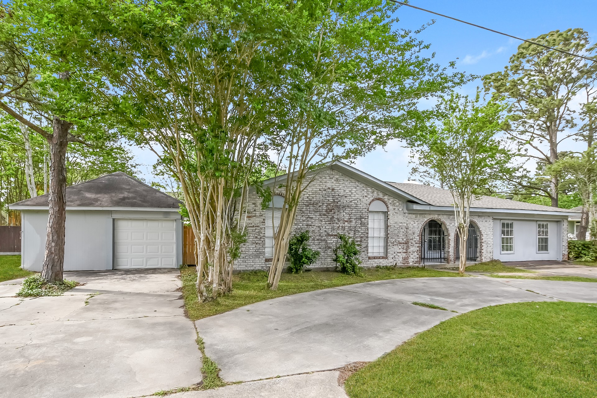 2811 26th Street Property Photo 2
