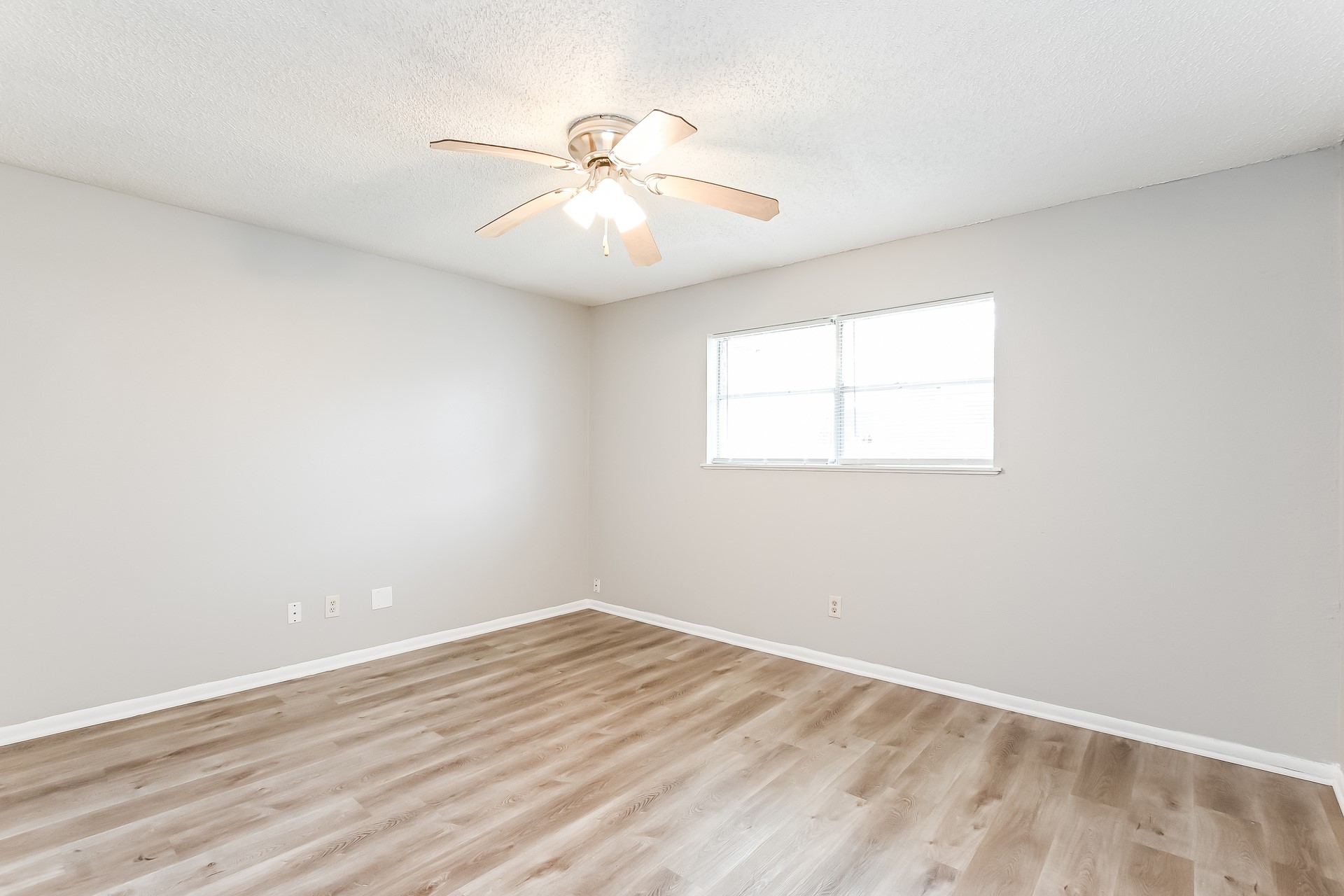 2811 26th Street Property Photo 15