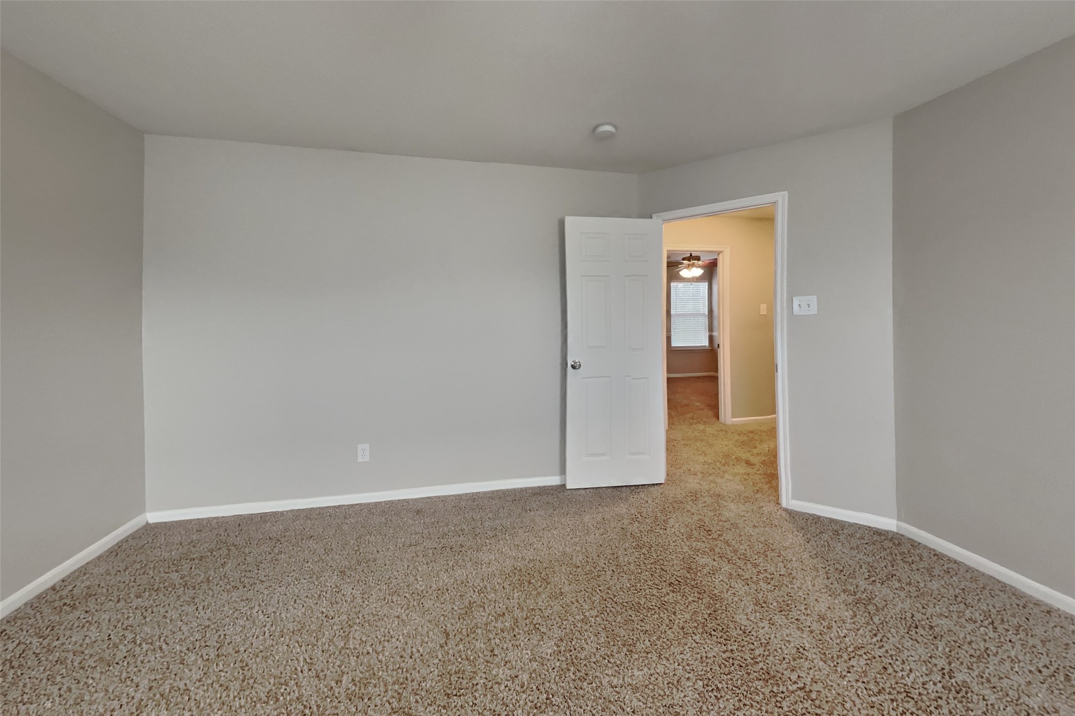 20631 Hillsdale Park Drive Property Photo 7