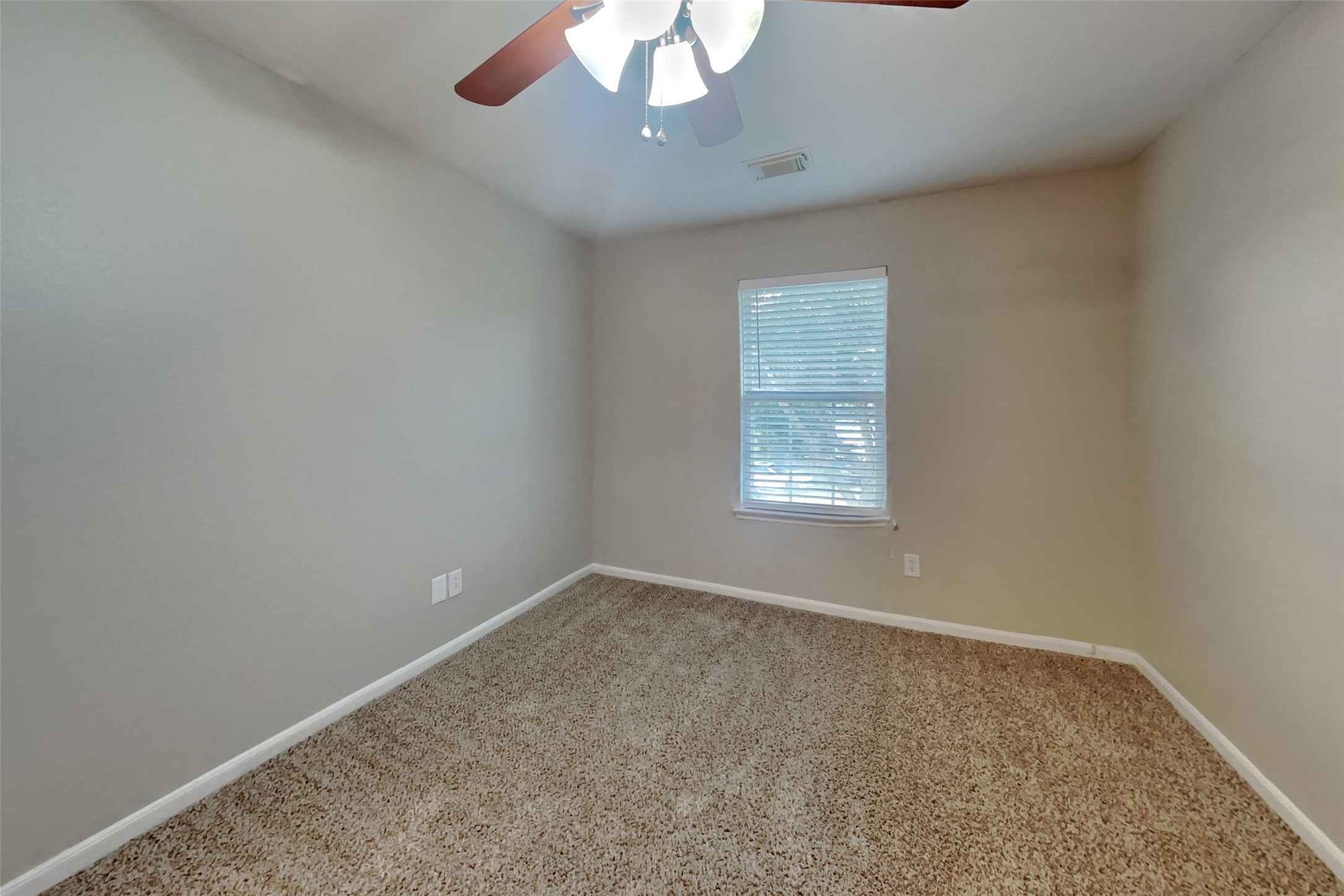 20631 Hillsdale Park Drive Property Photo 16