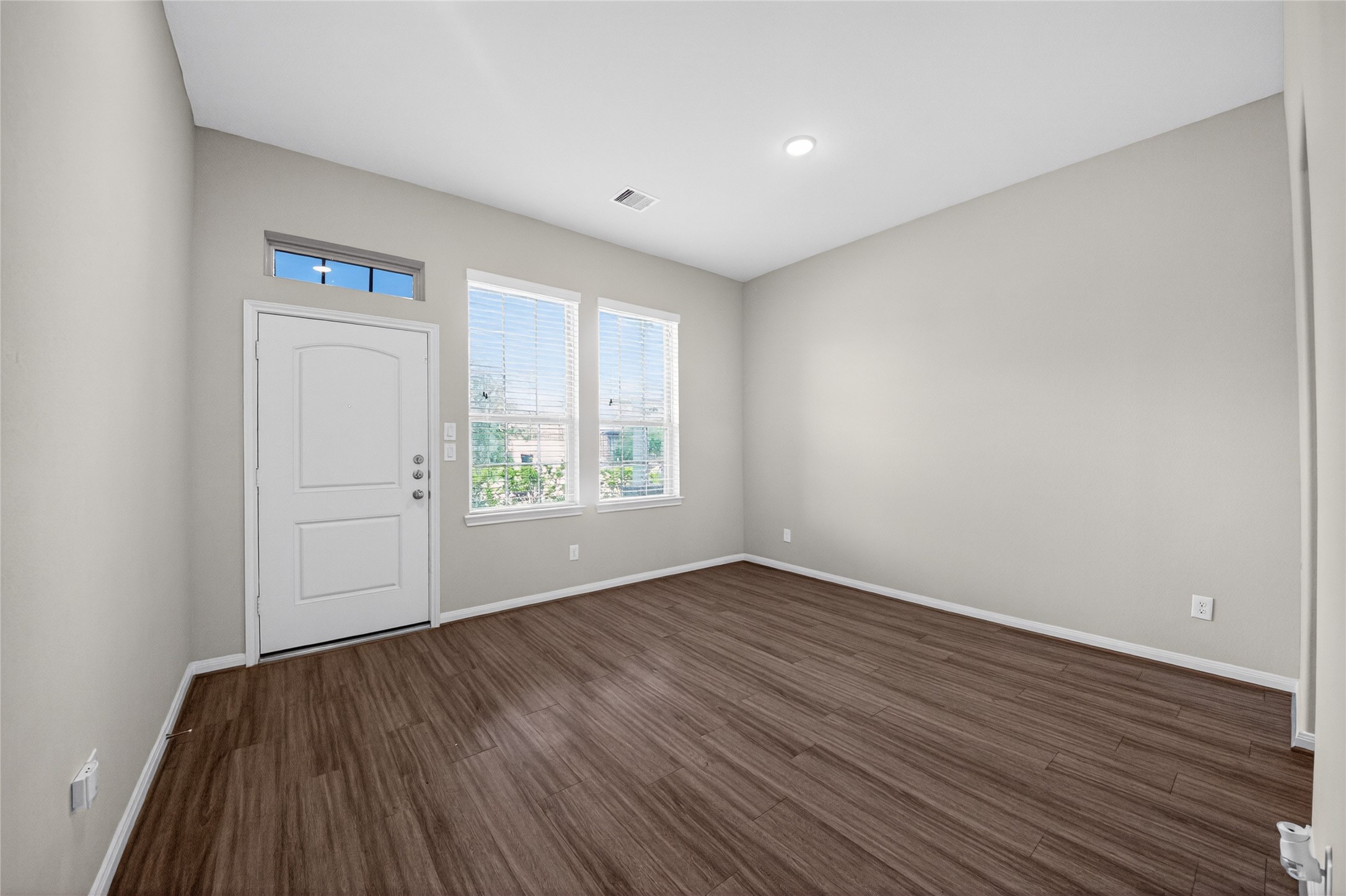 2518 Cold River Drive Property Photo 11
