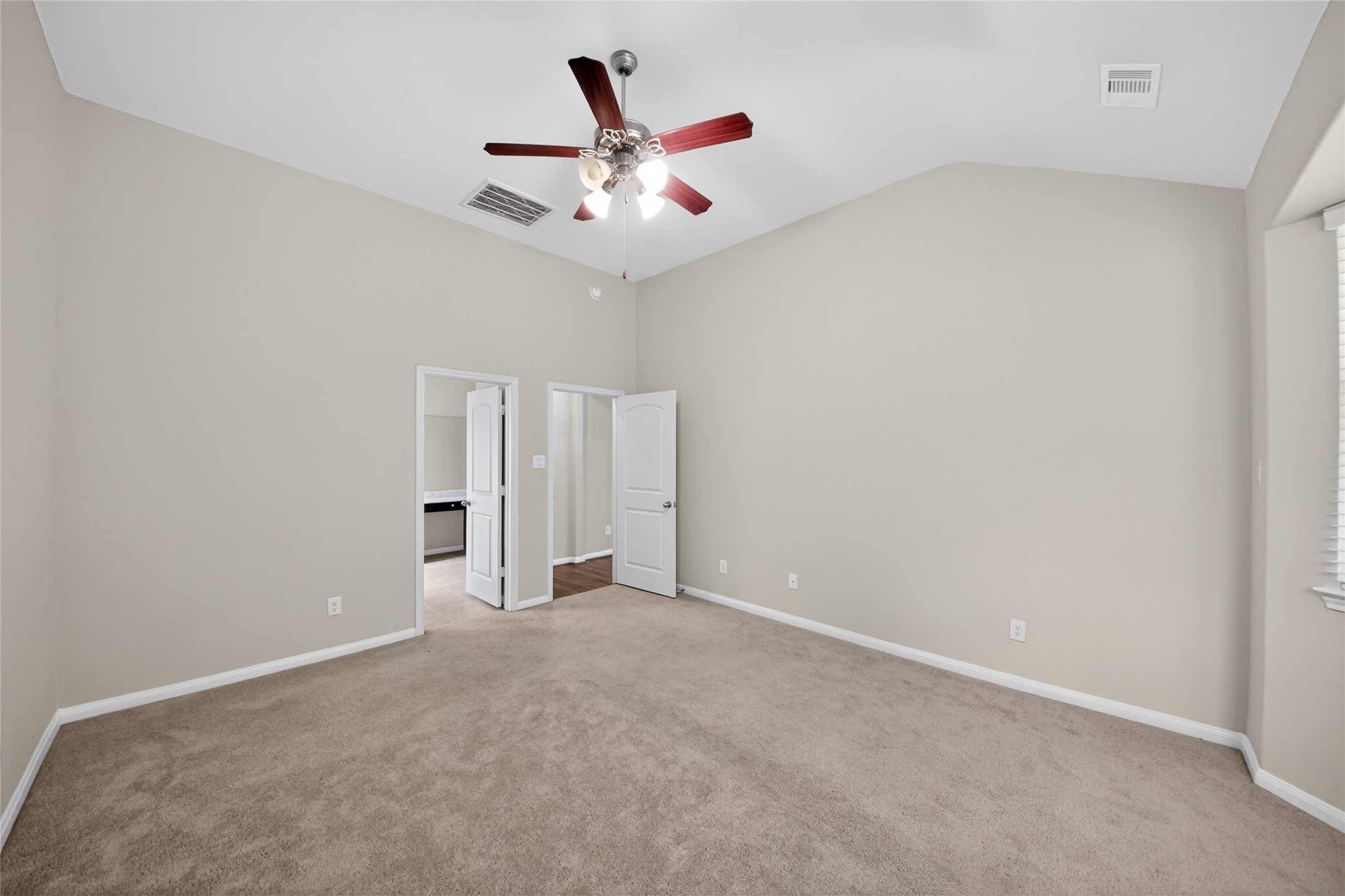2518 Cold River Drive Property Photo 28