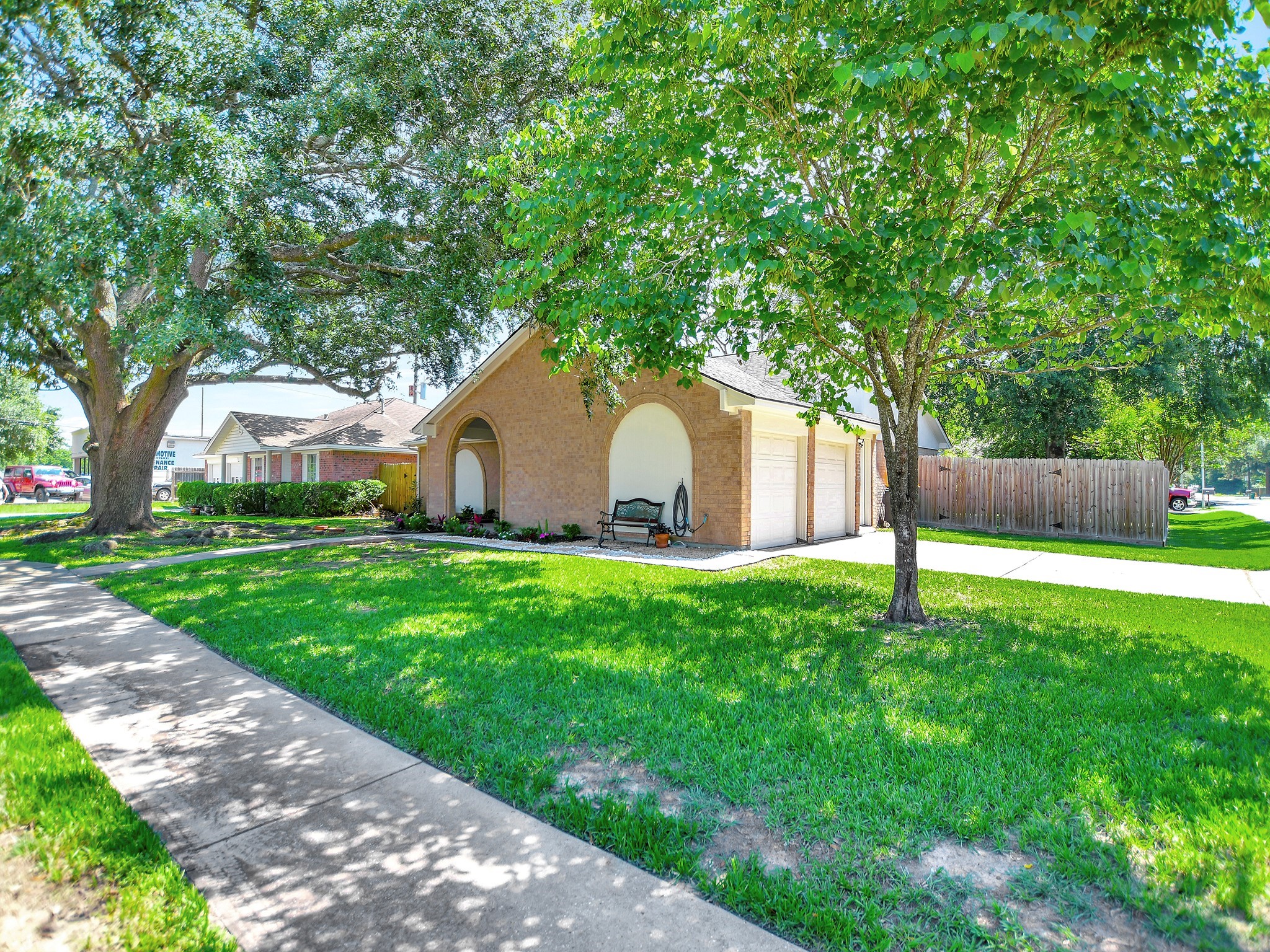 21902 Meadowhill Drive Property Photo 38