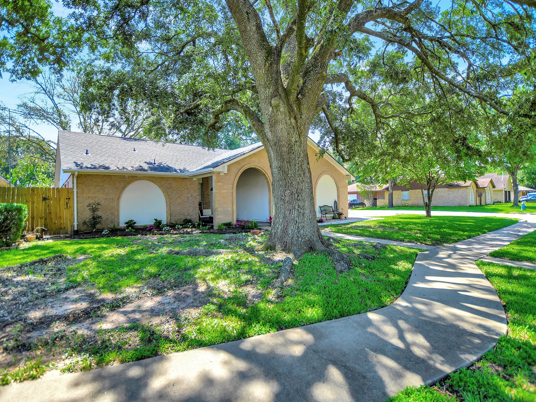 21902 Meadowhill Drive Property Photo 39