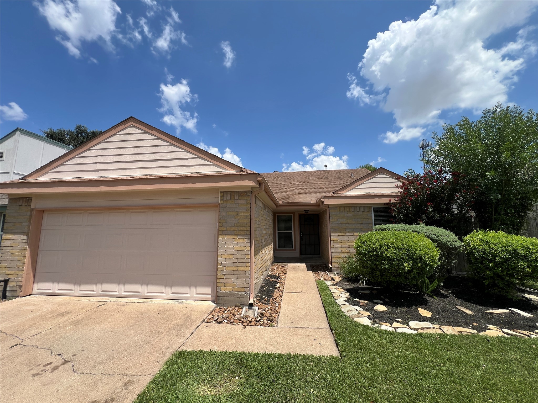 11842 S Fairhollow Lane Property Photo 1
