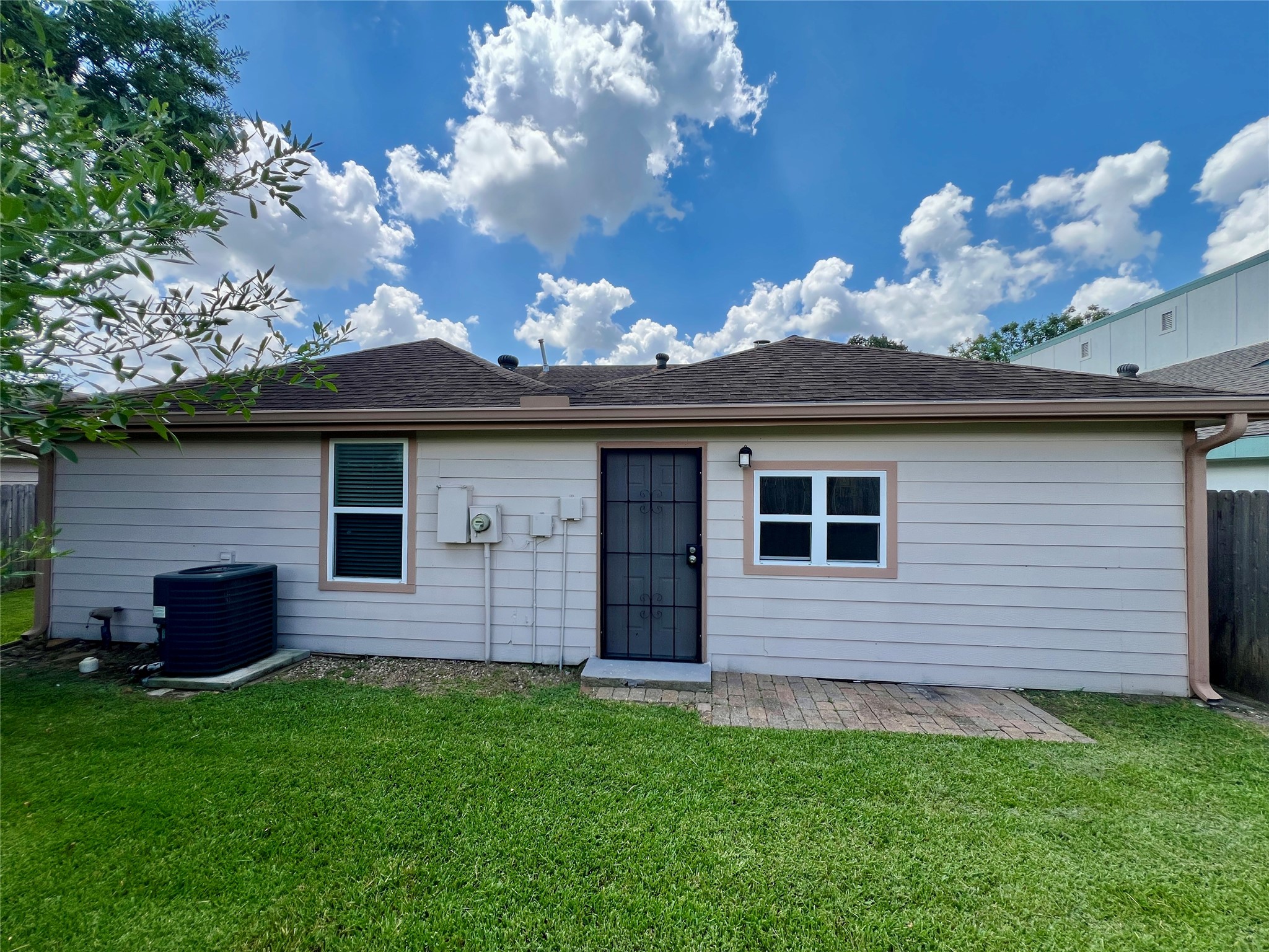 11842 S Fairhollow Lane Property Photo 18