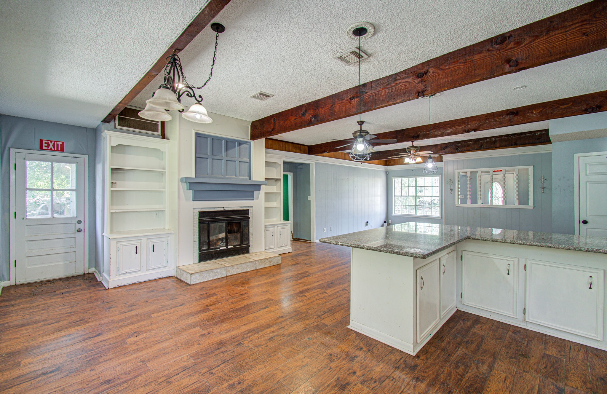 20593 Highway 105 Property Photo 15