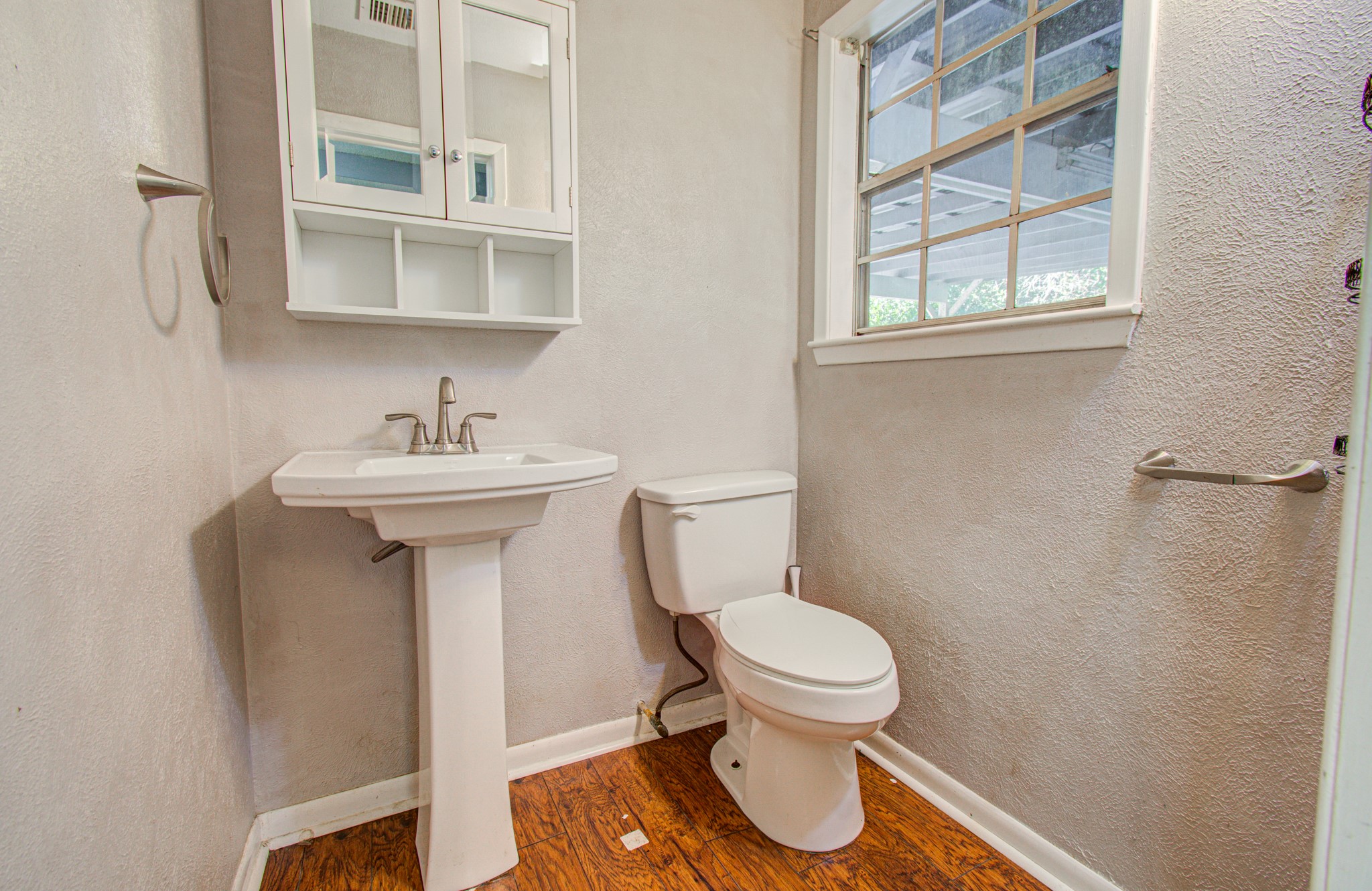 20593 Highway 105 Property Photo 19