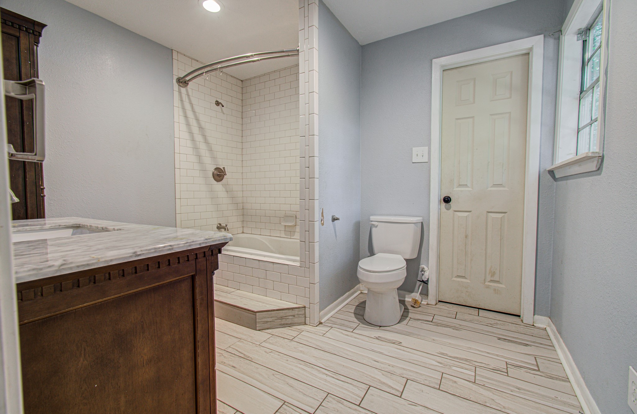 20593 Highway 105 Property Photo 23