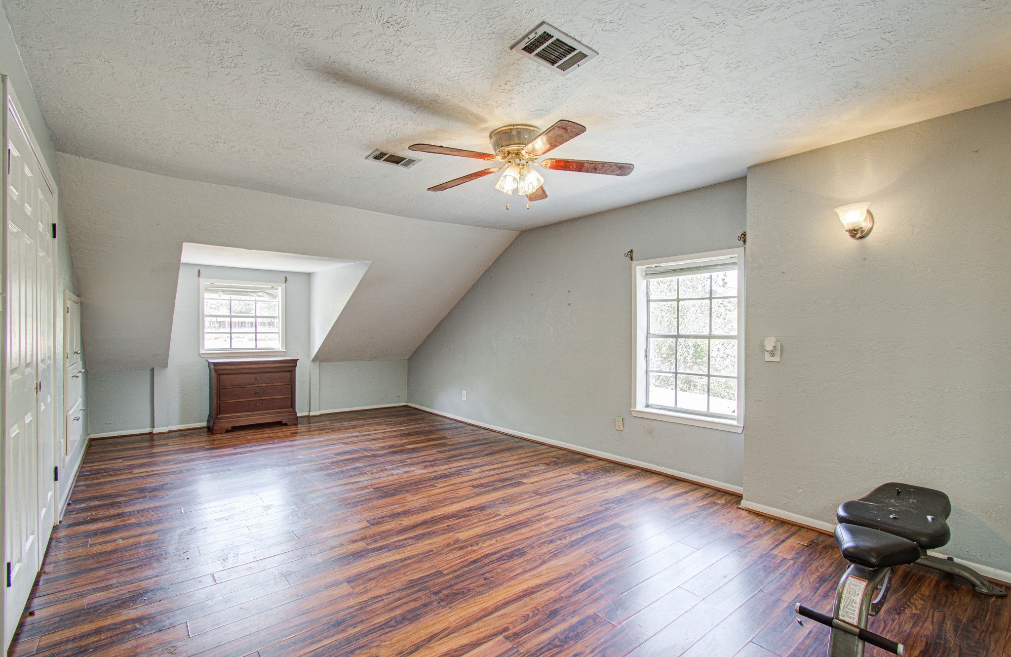 20593 Highway 105 Property Photo 26