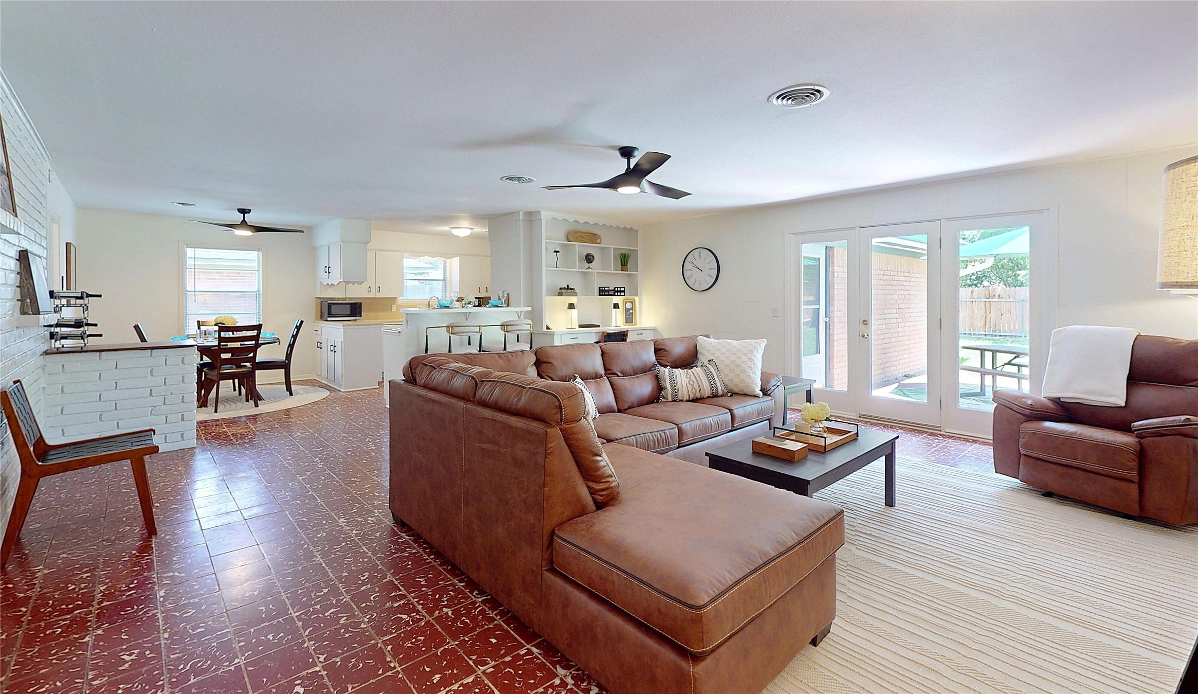 4826 Waynesboro Drive Property Photo 1