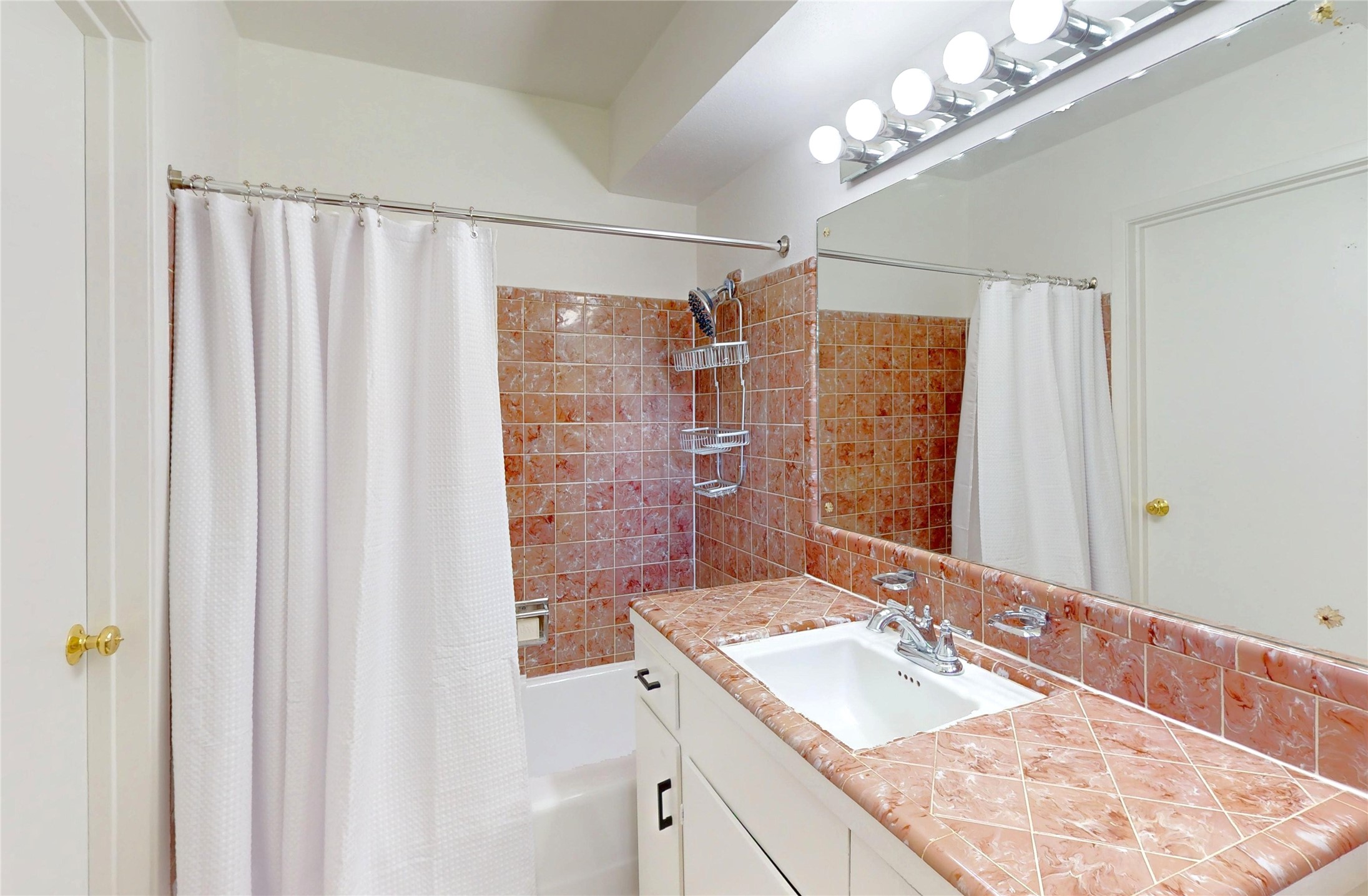 4826 Waynesboro Drive Property Photo 17