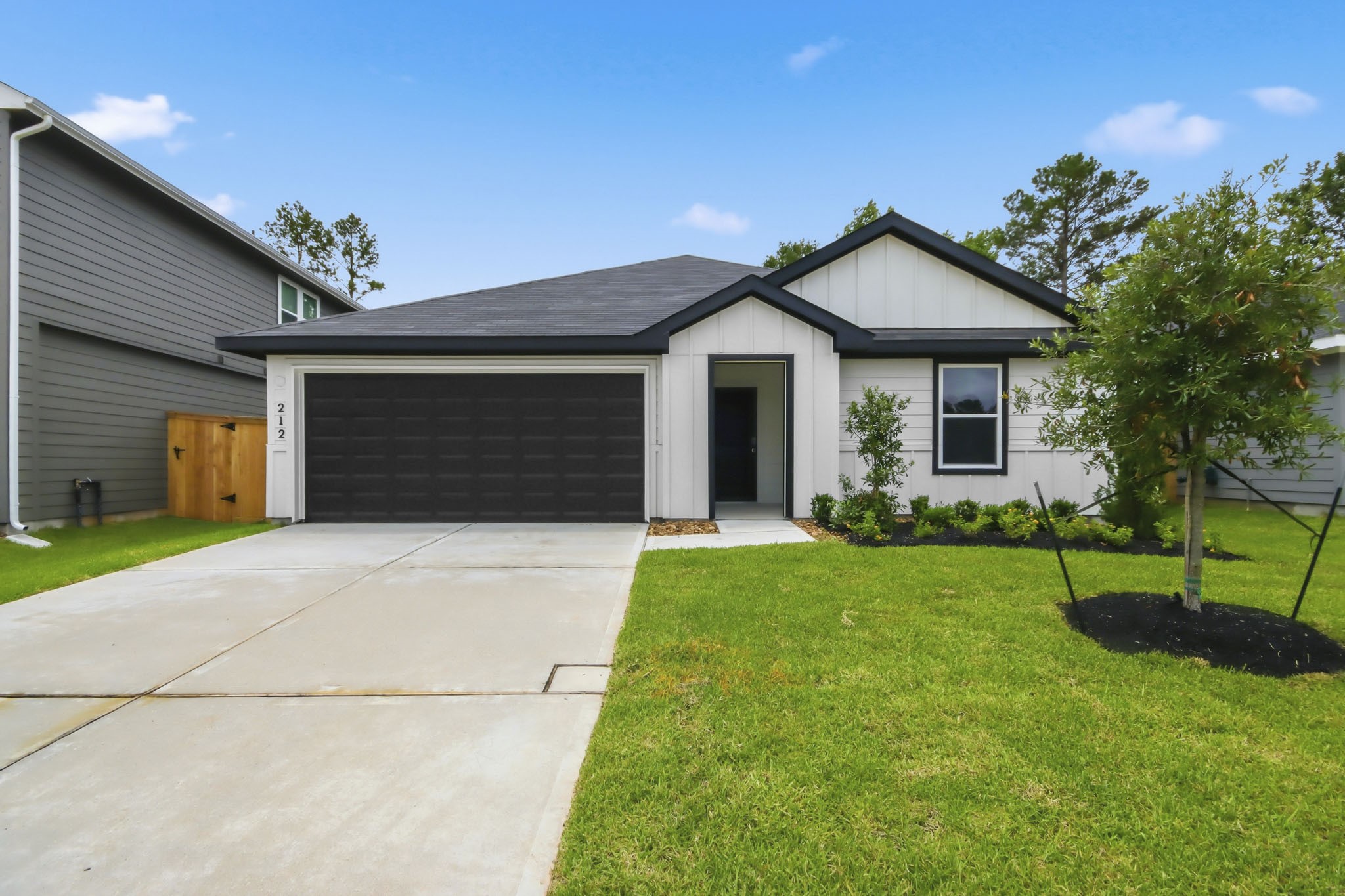 212 Golden Eagle Boulevard Property Photo 1