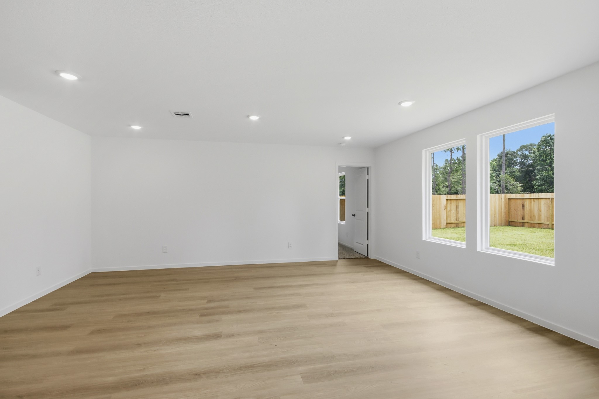 212 Golden Eagle Boulevard Property Photo 8