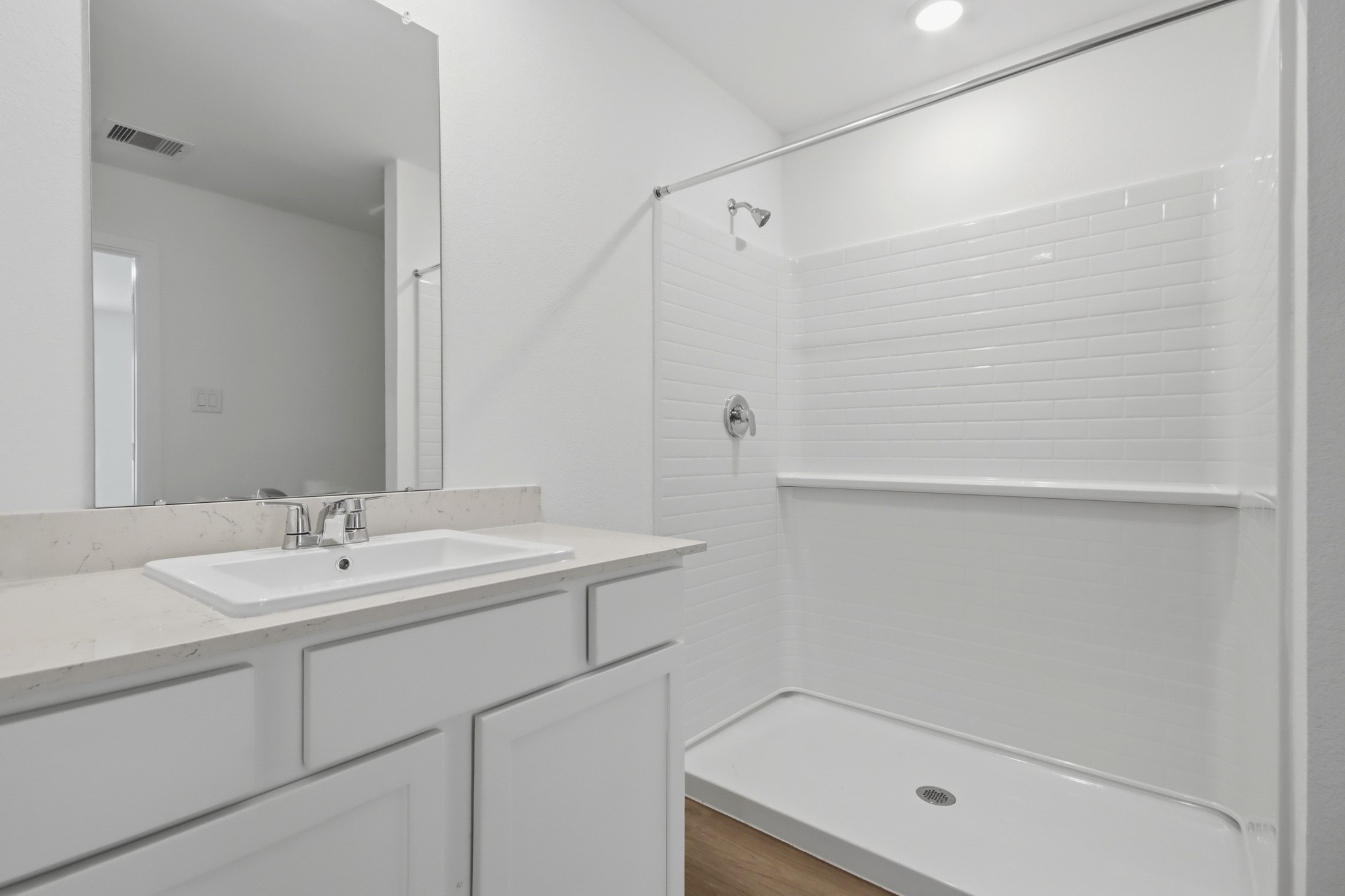 212 Golden Eagle Boulevard Property Photo 13