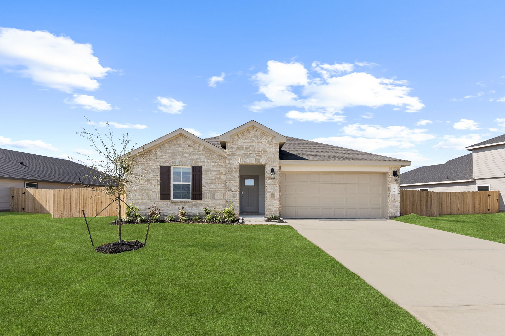 1699 Zander Court Property Photo